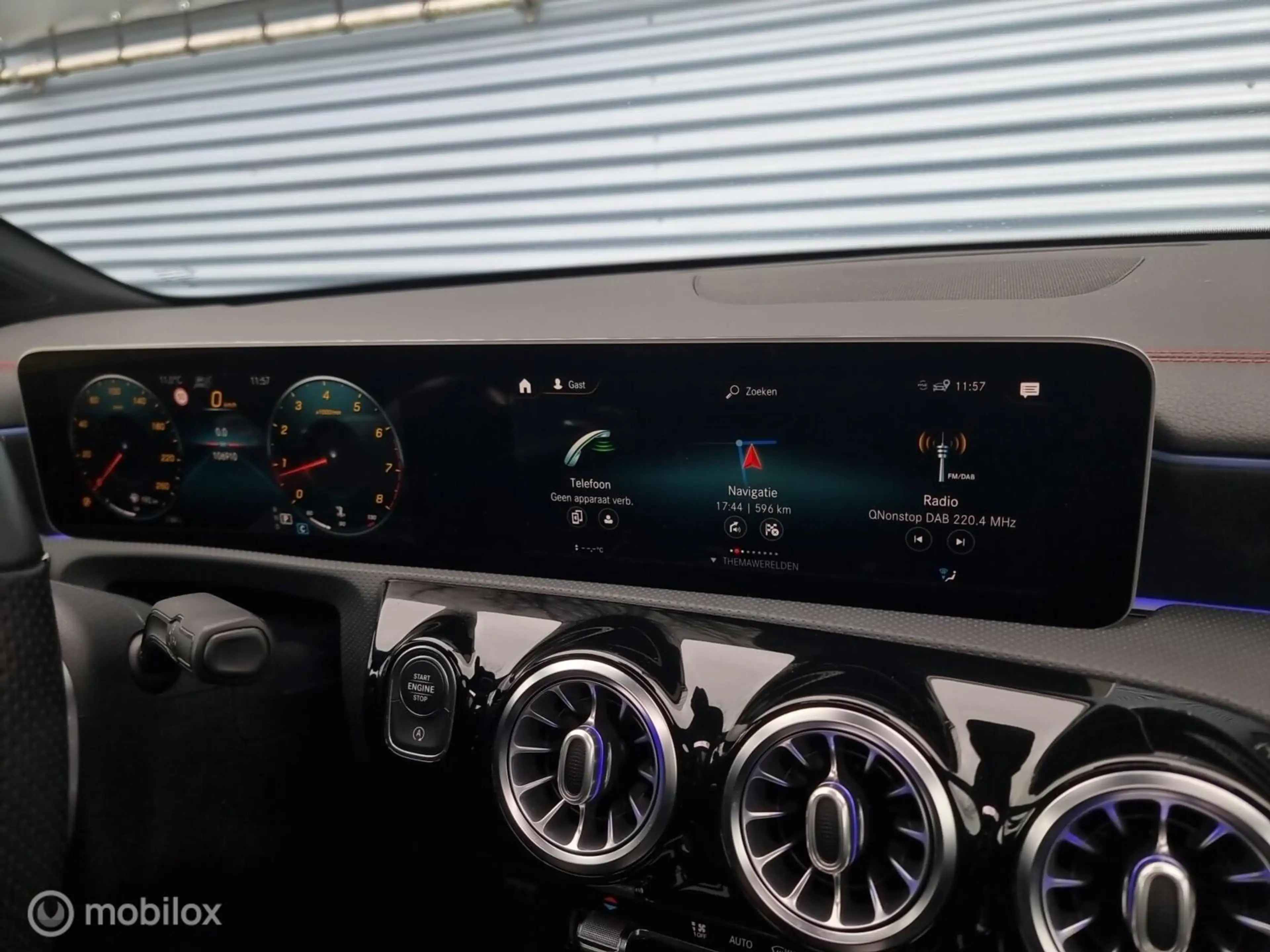 Mercedes-Benz CLA 250 Shooting Brake AMG Premium. Vol !! — photo 16