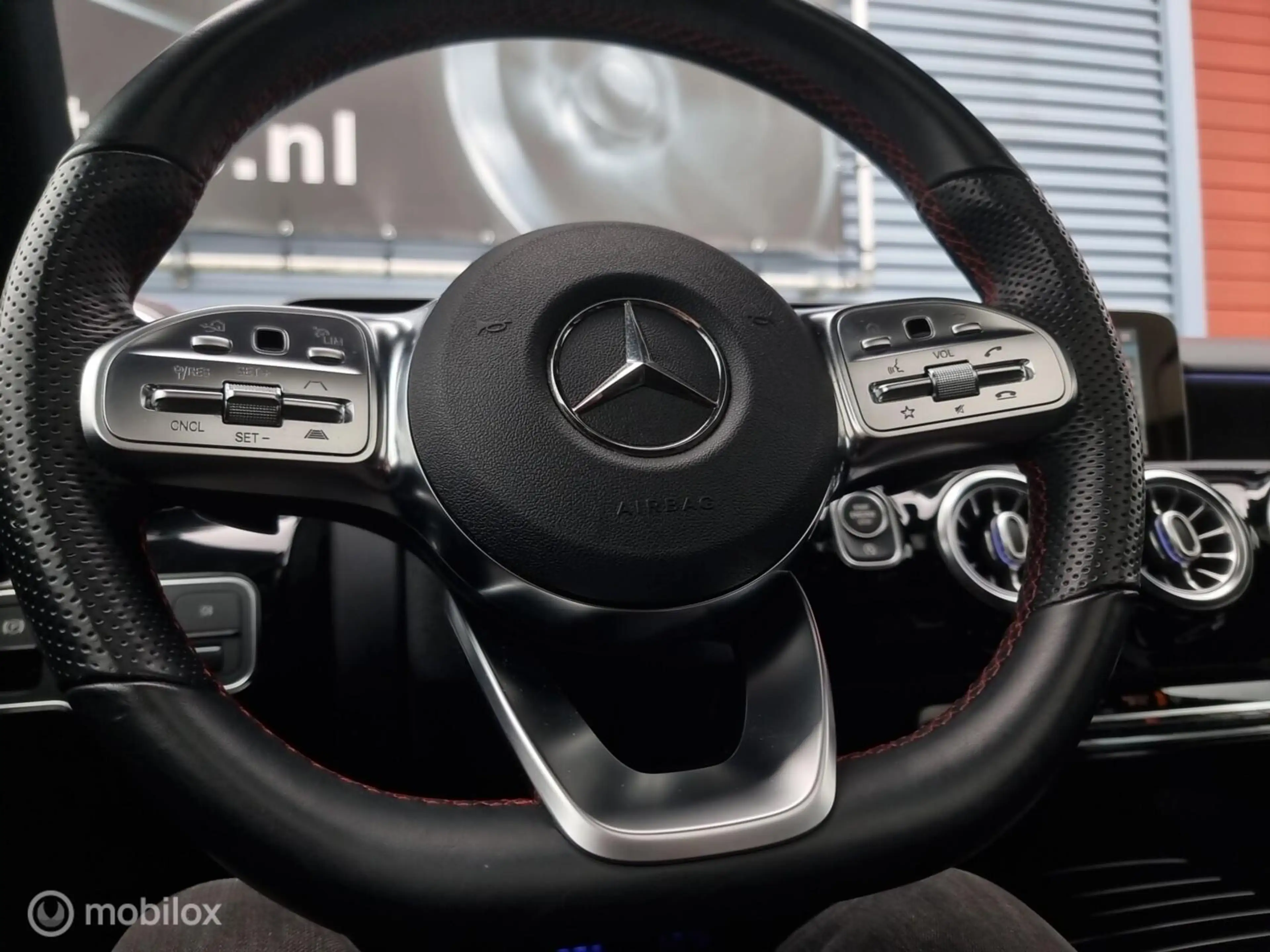 Mercedes-Benz CLA 250 Shooting Brake AMG Premium. Vol !! — photo 17