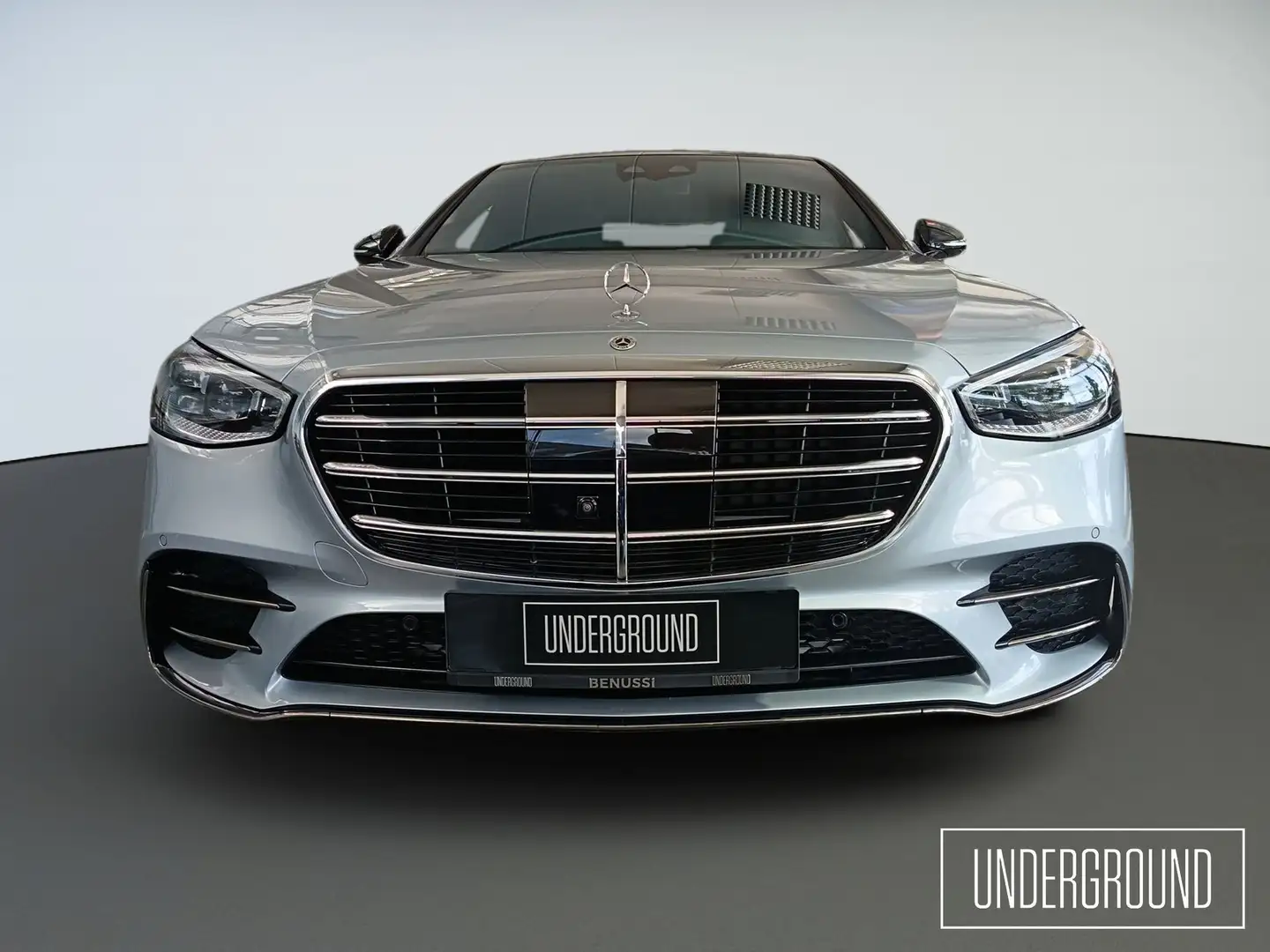 Mercedes-Benz S 580 S 580 e 4Matic L Business Silber - 2