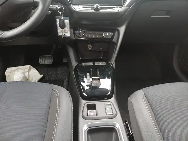 Opel Corsa view 13