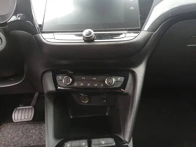 Opel Corsa view 11