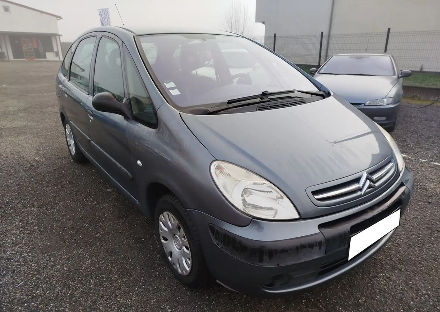 Citroen Xsara CITROËN Picasso 1.6 HDi 16V 90cv Gris - 2