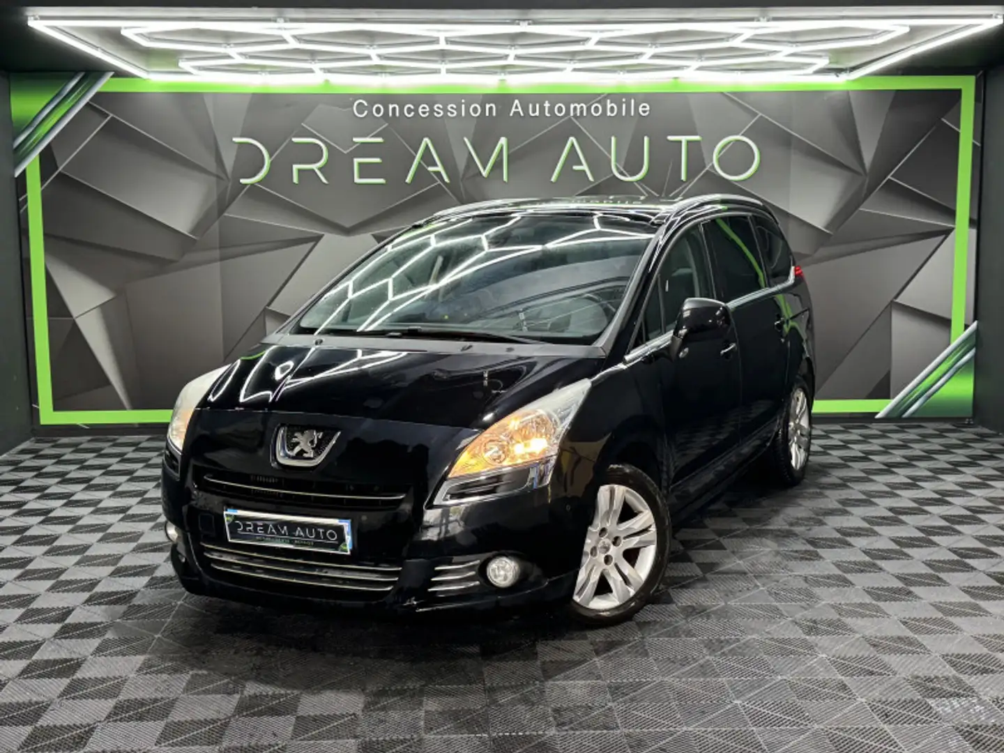 Peugeot 5008 1.6 HDI112 FAP ACTIVE 5PL Noir - 1