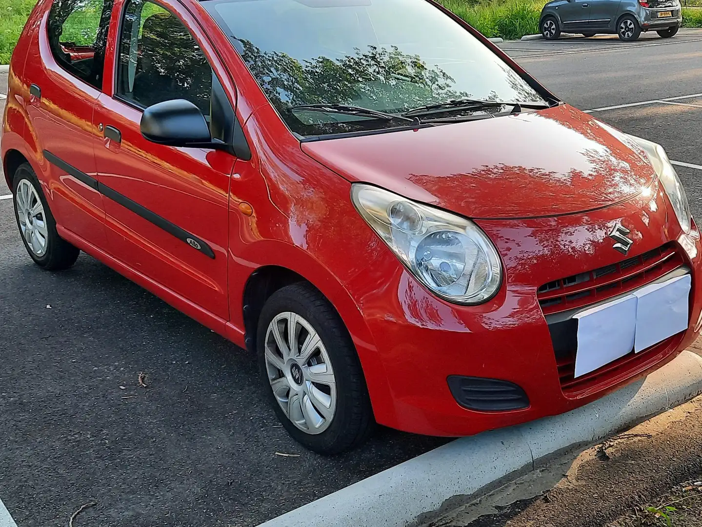 Suzuki Alto Alto 1.0 Comfort Rood - 1