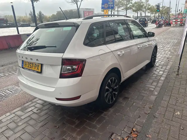 Skoda Fabia view 2