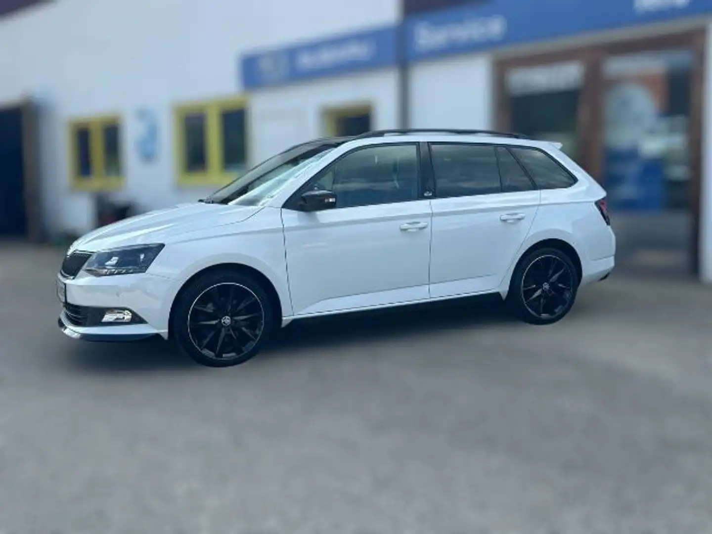 Skoda Fabia Combi 1.0 TSI Monte Carlo Panoramadach Navi Weiß - 2