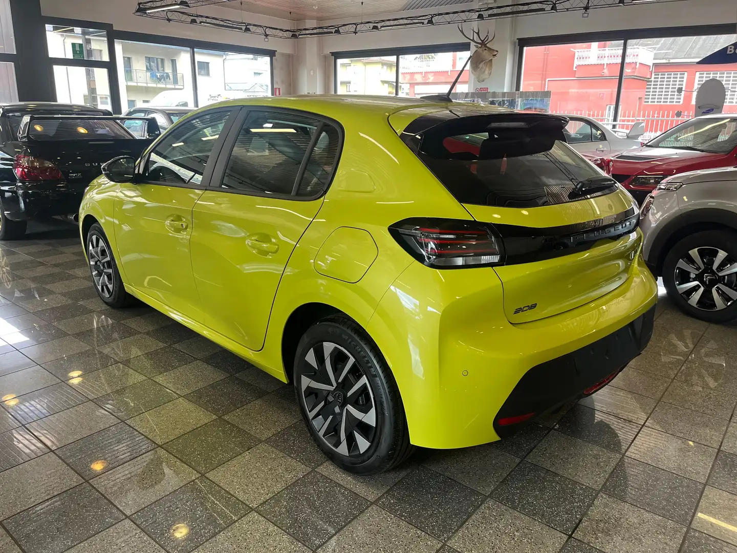 Peugeot 208 208 1.2 puretech STYLE KM0 ED. CON INTERNI ALLURE! Giallo - 2