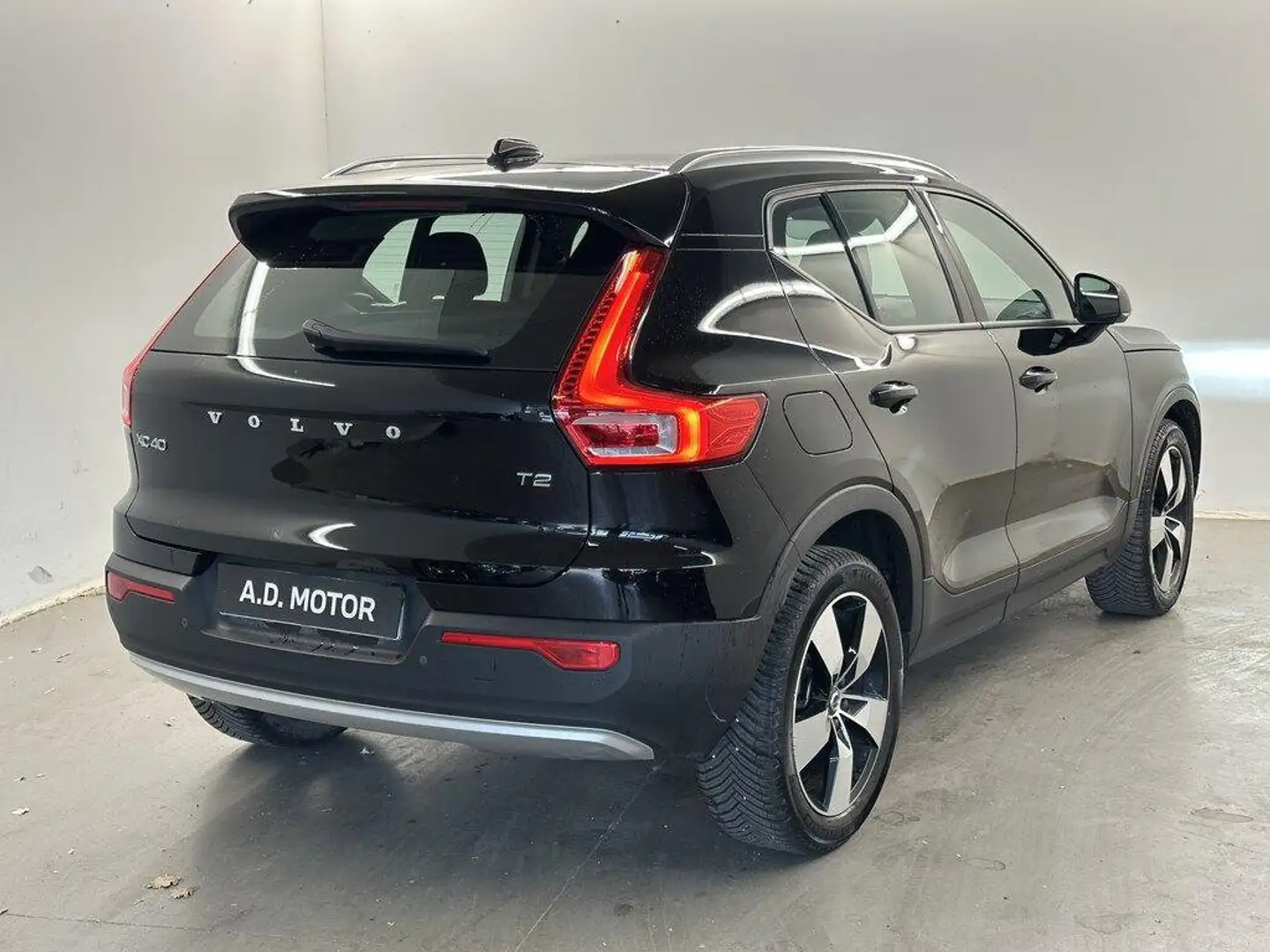 Volvo XC40 1.5 T2 Momentum auto my21 - 2