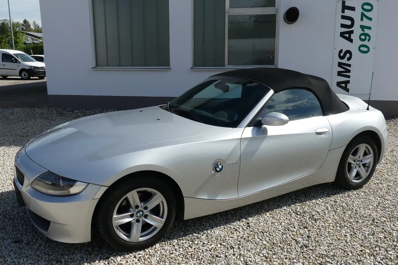 BMW Z4 Z4 Roadster roadster 2.0i 6-Gang Topgepflegt Silber - 1