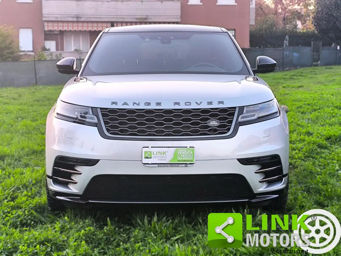 Land Rover Range Rover Velar 2.0D 240 CV R-Dynamic SE Grigio - 2