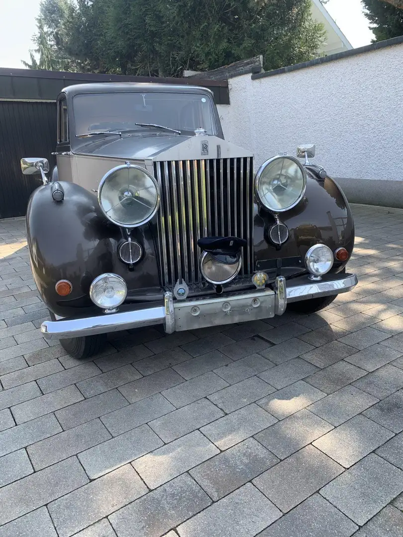 Rolls-Royce Silver Wraith Marrone - 2