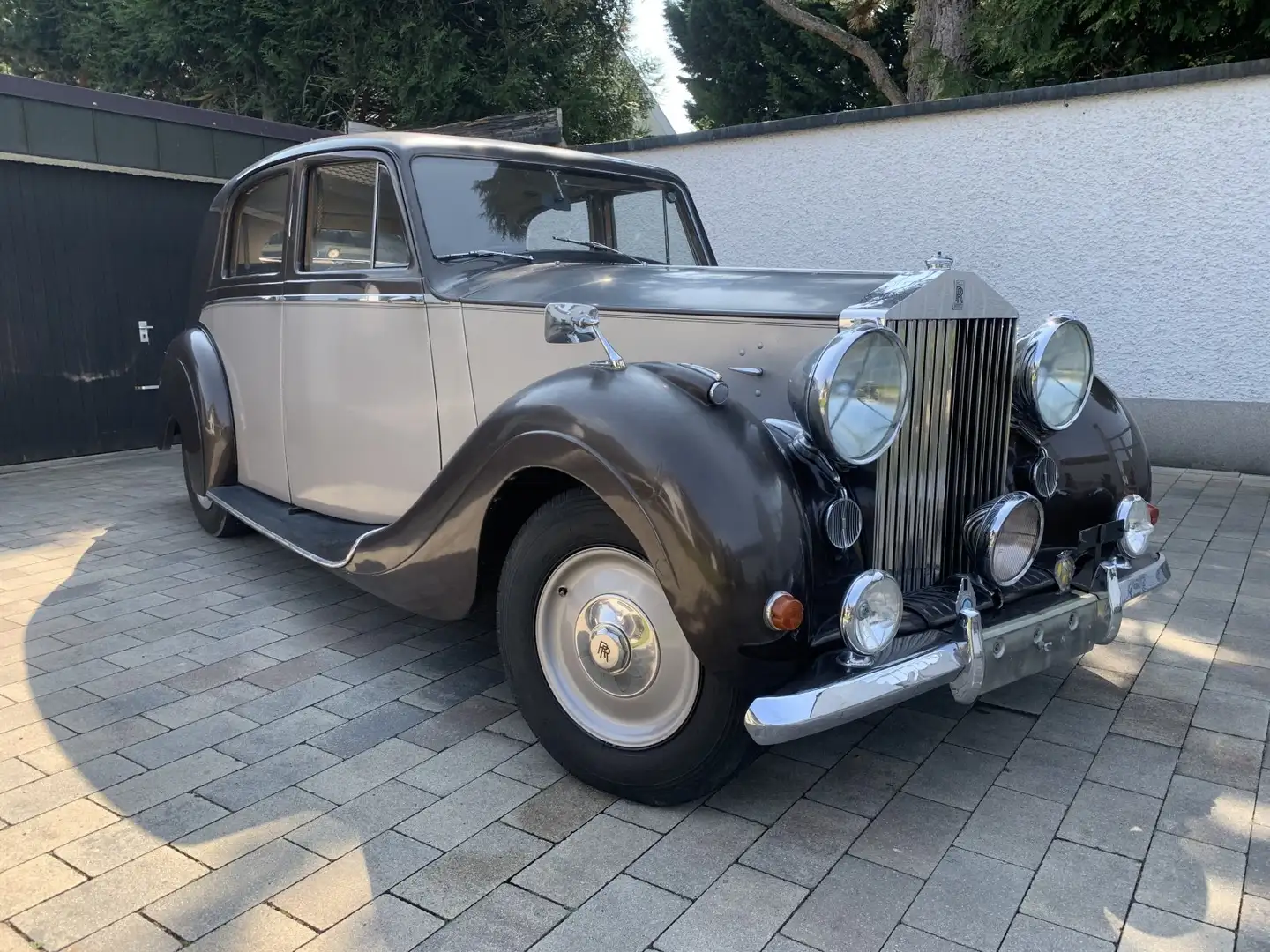 Rolls-Royce Silver Wraith Marrone - 1