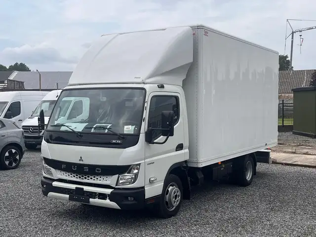 Mitsubishi Canter 3C15 3400