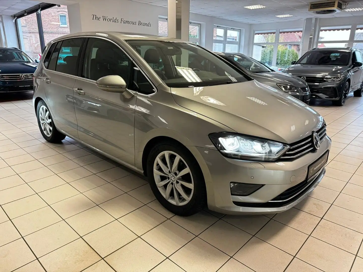 Volkswagen Golf Sportsvan Xenon/Pano/Kamera/Tempomat Silber - 2