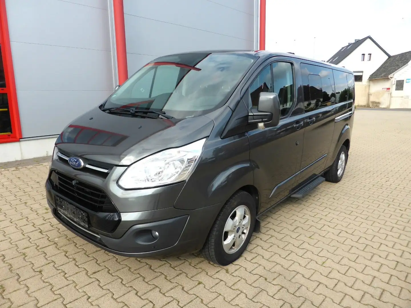 Ford Tourneo Custom Kombi 310 Autom 9.Sitzer Gris - 2