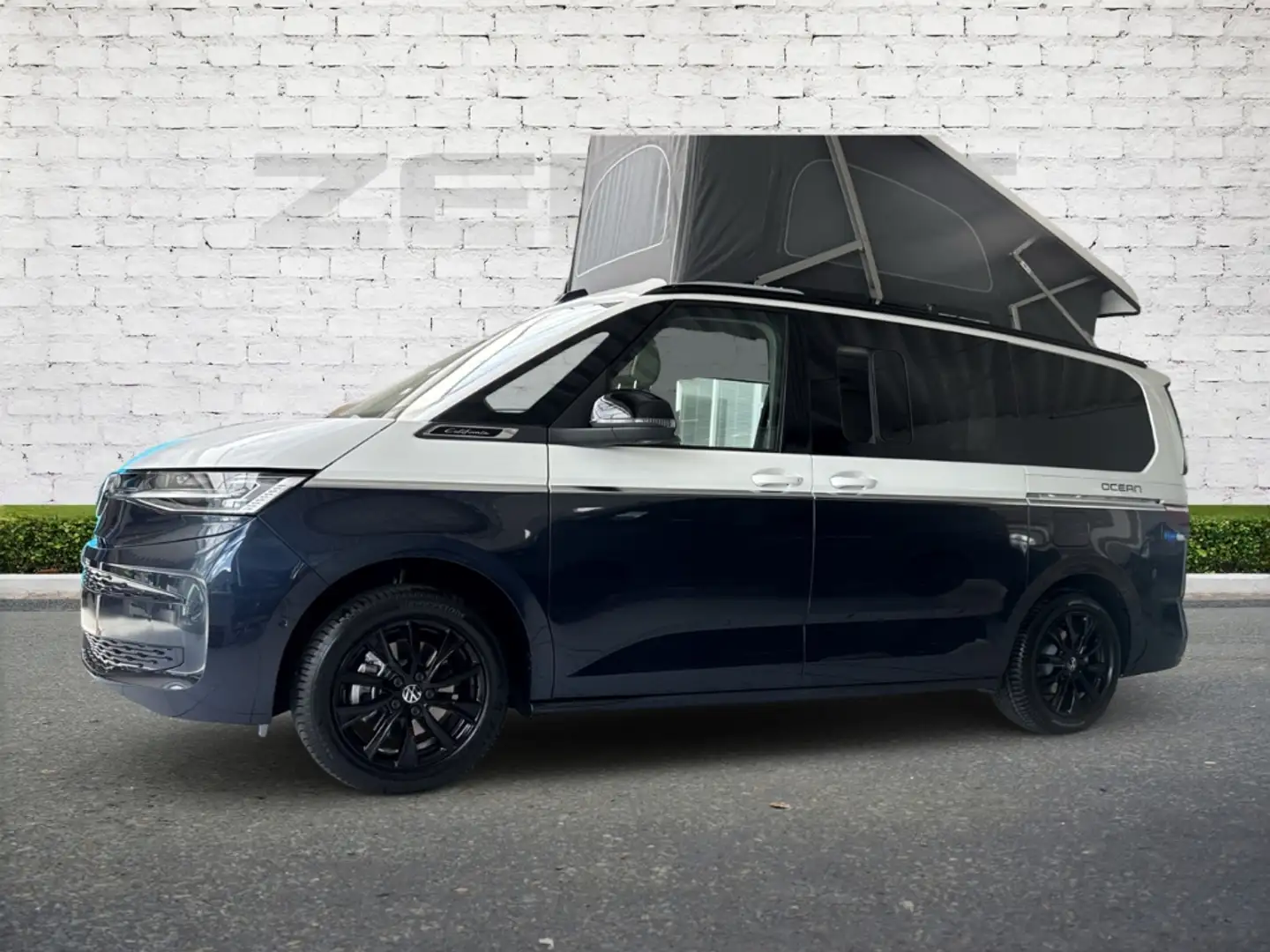 Volkswagen T7 California Ocean 2,0 TDI DSG Navi AHK Standheizung Blauw - 2