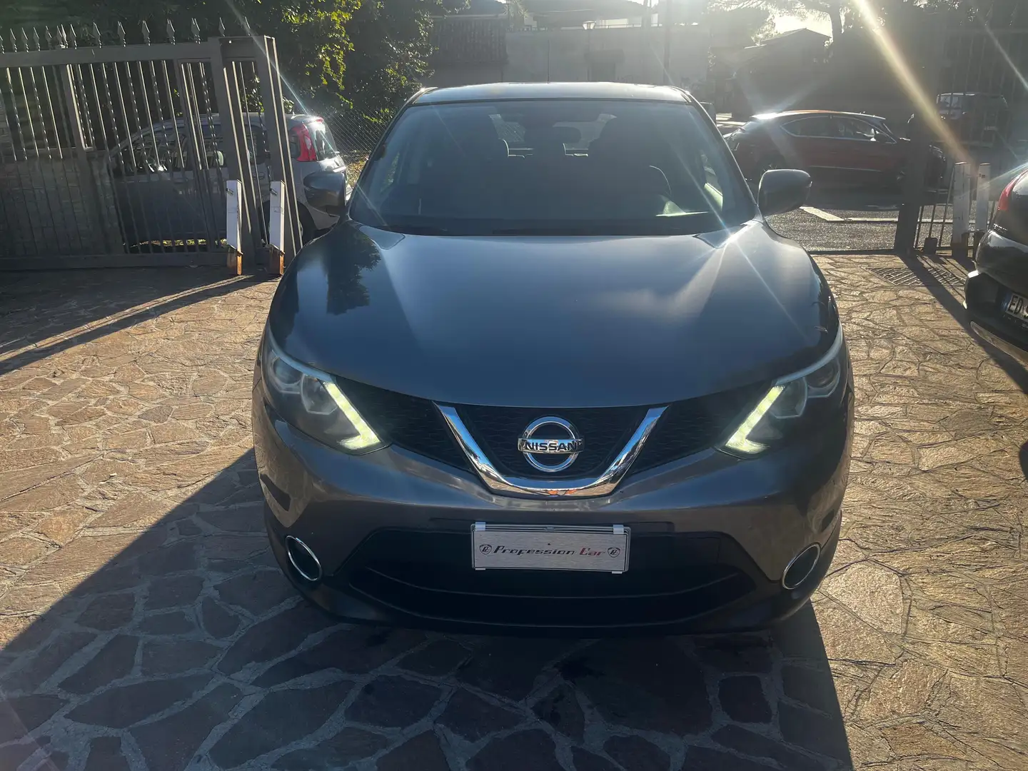 Nissan Qashqai Qashqai II 2014 1.5 dci Acenta 110cv Gris - 2