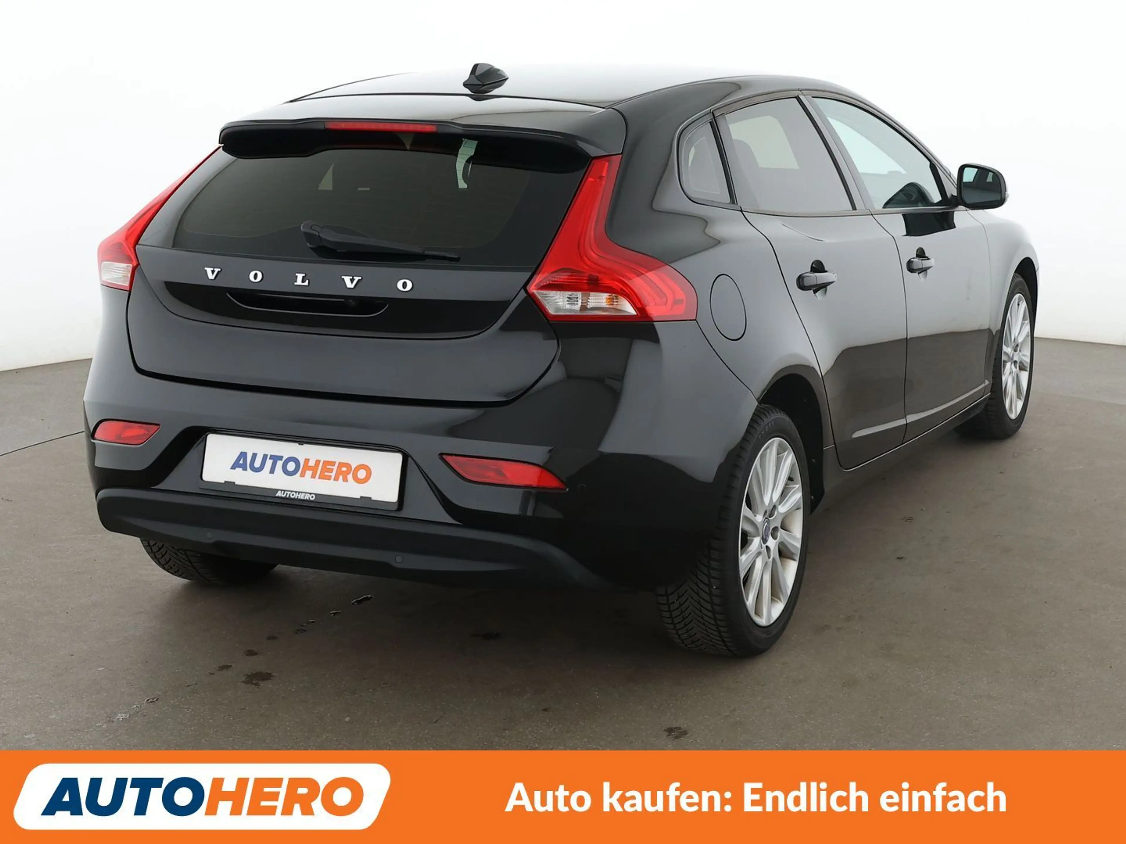 Volvo V40 1.5 Momentum Aut.*NAVI*LED*ACC*CAM*PDC*SHZ*ALU* — photo 6