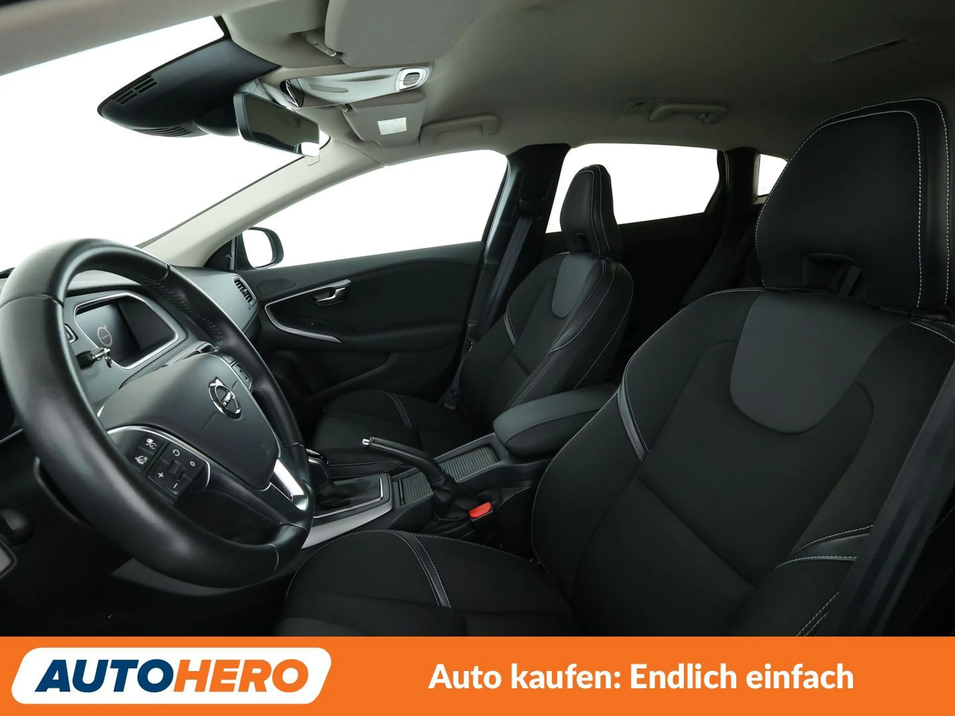 Volvo V40 1.5 Momentum Aut.*NAVI*LED*ACC*CAM*PDC*SHZ*ALU* — photo 10