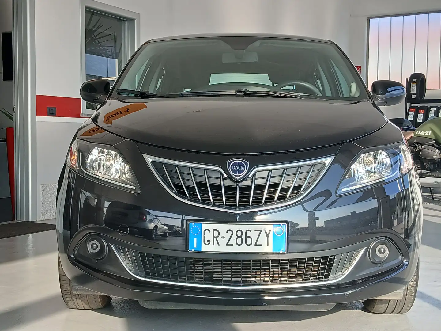 Lancia Ypsilon Ypsilon III 2021 1.0 firefly hybrid Platino s Nero - 2