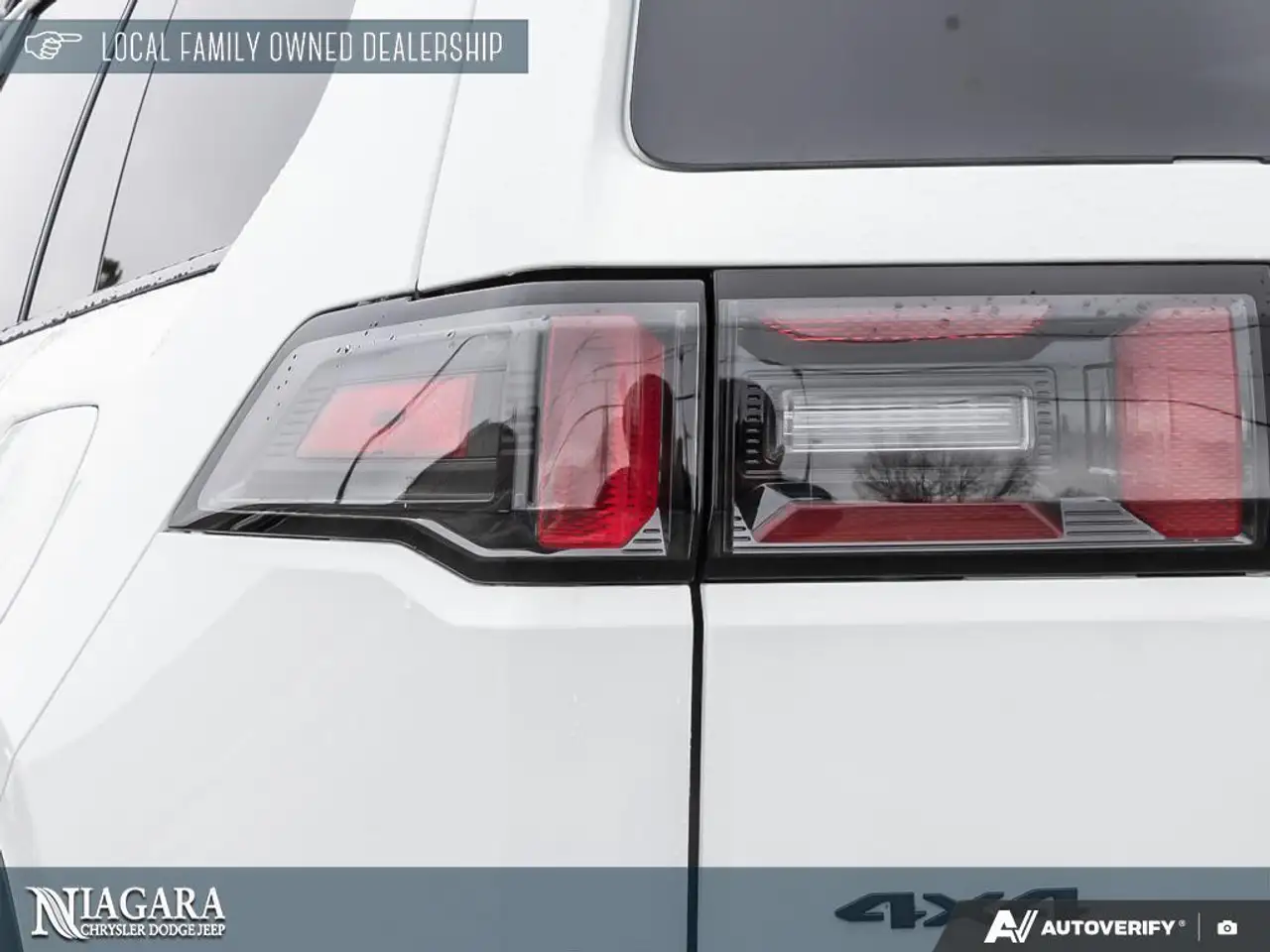 Jeep Cherokee снимка Jeep Cherokee