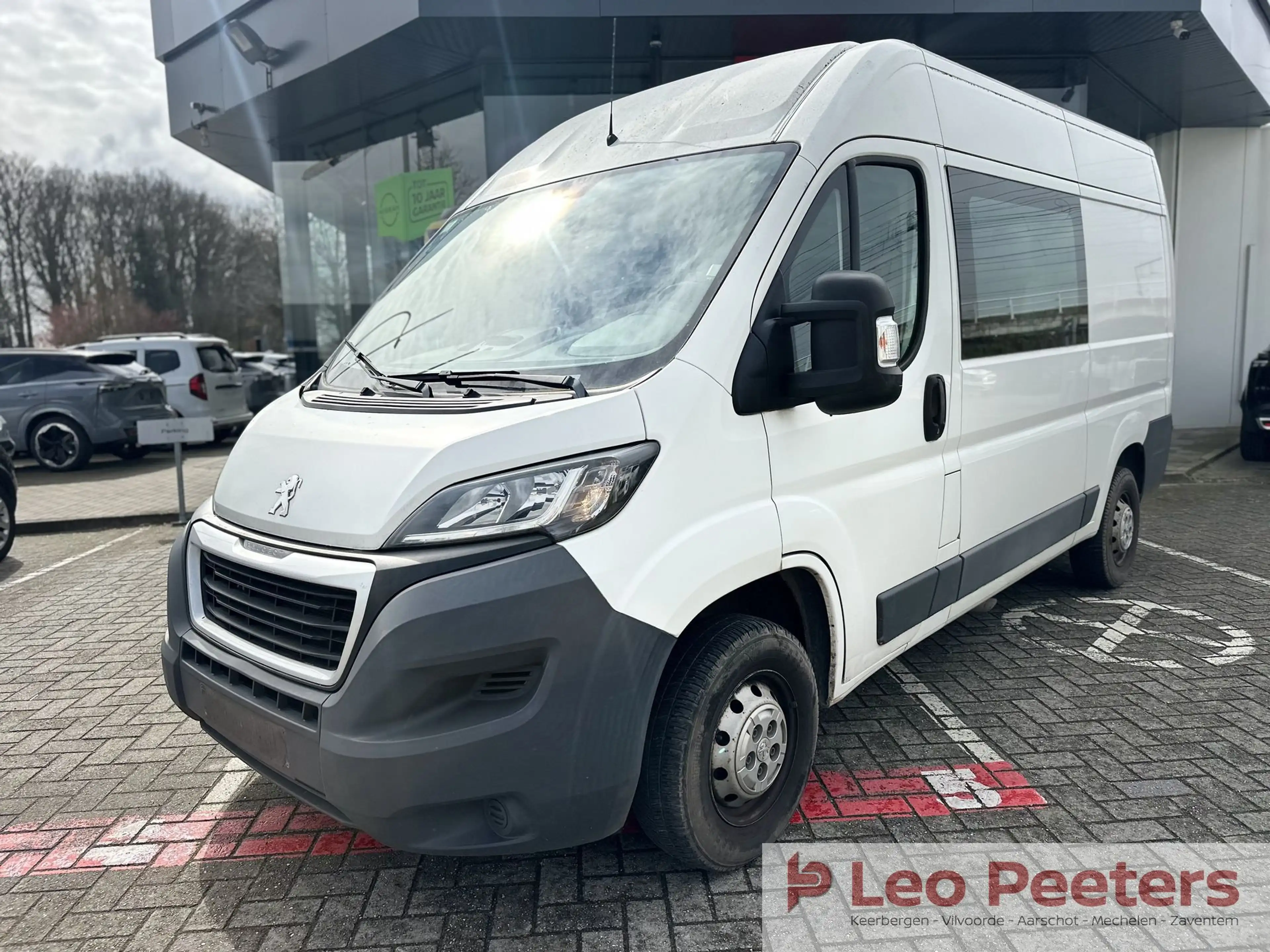 Peugeot Boxer FT L2H2 333 BlueHDI S/S Premium