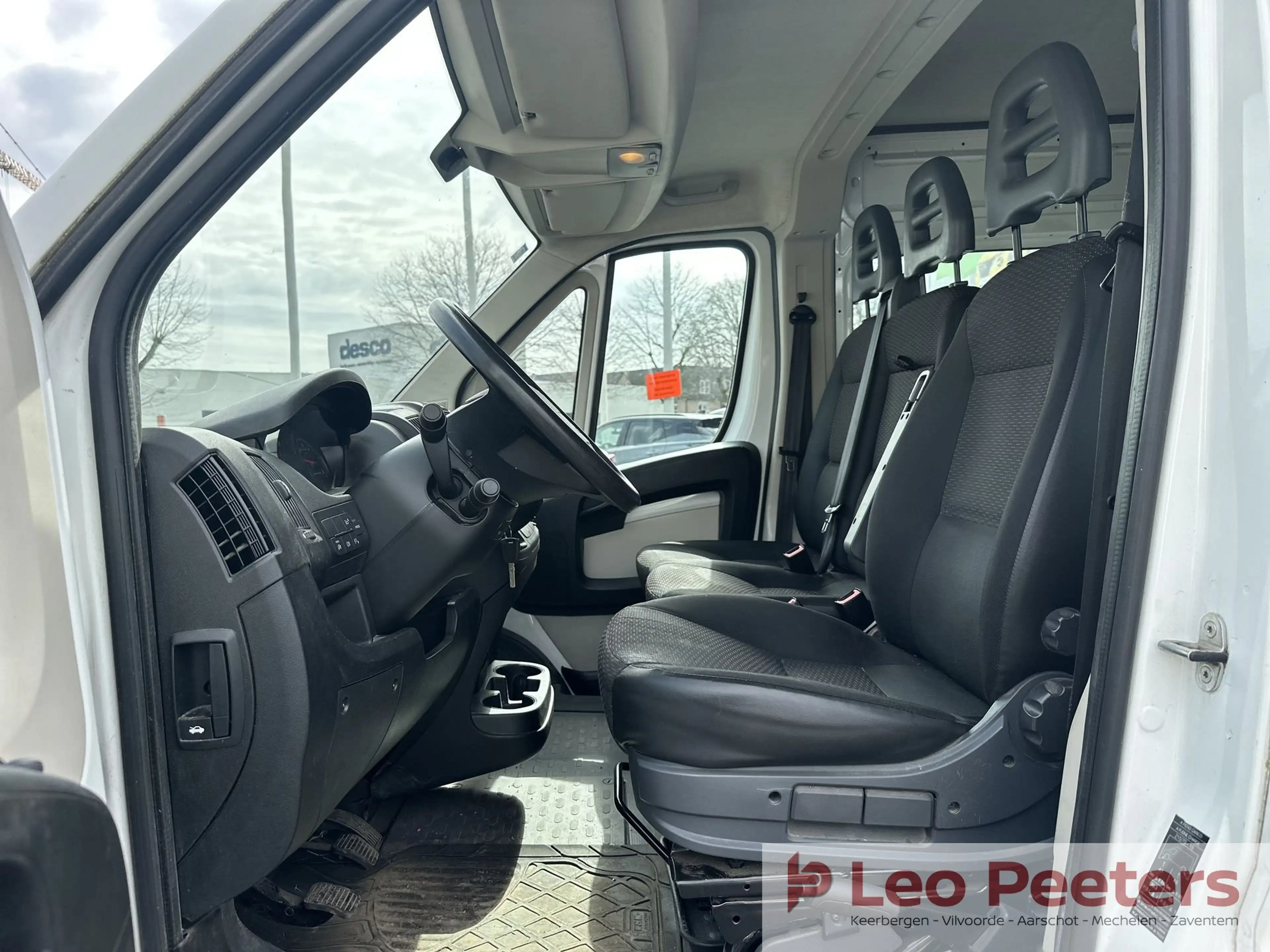 Peugeot Boxer FT L2H2 333 BlueHDI S/S Premium — photo 11