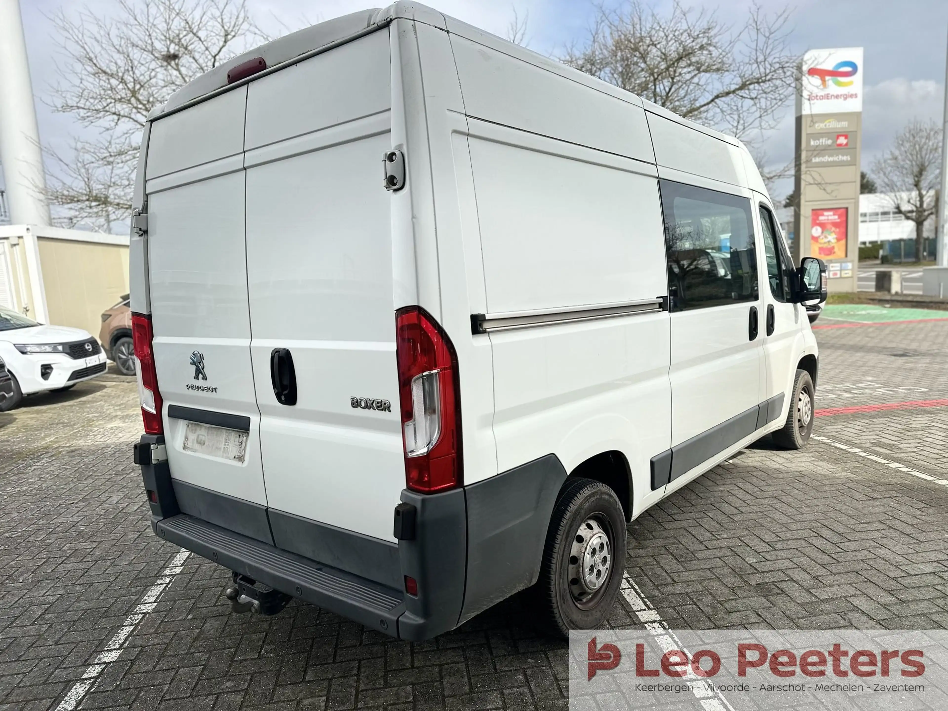 Peugeot Boxer FT L2H2 333 BlueHDI S/S Premium — photo 4