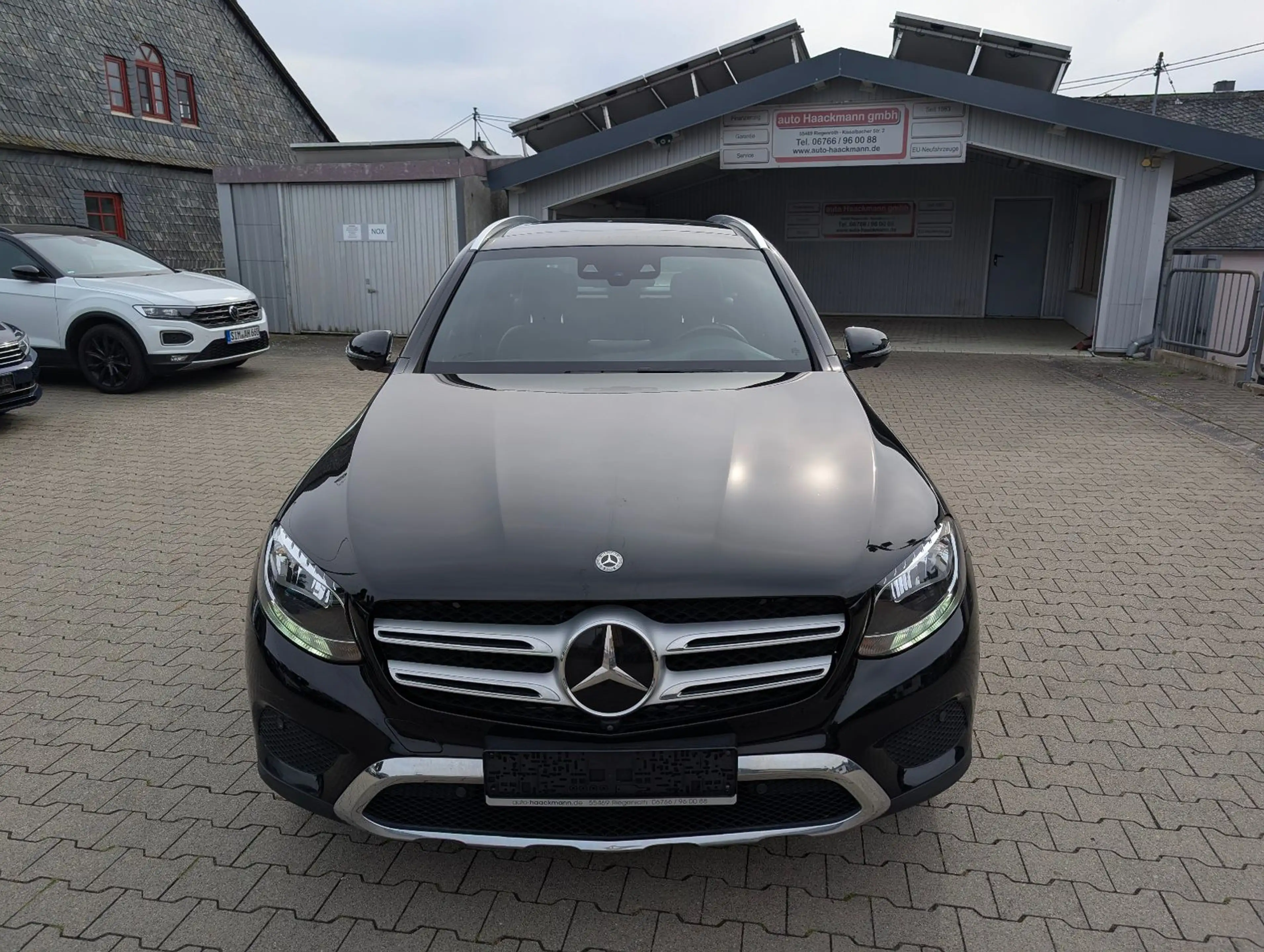 Mercedes-Benz GLC 250 4Matic Exclusive EXT,AMG-Line INT — photo 8