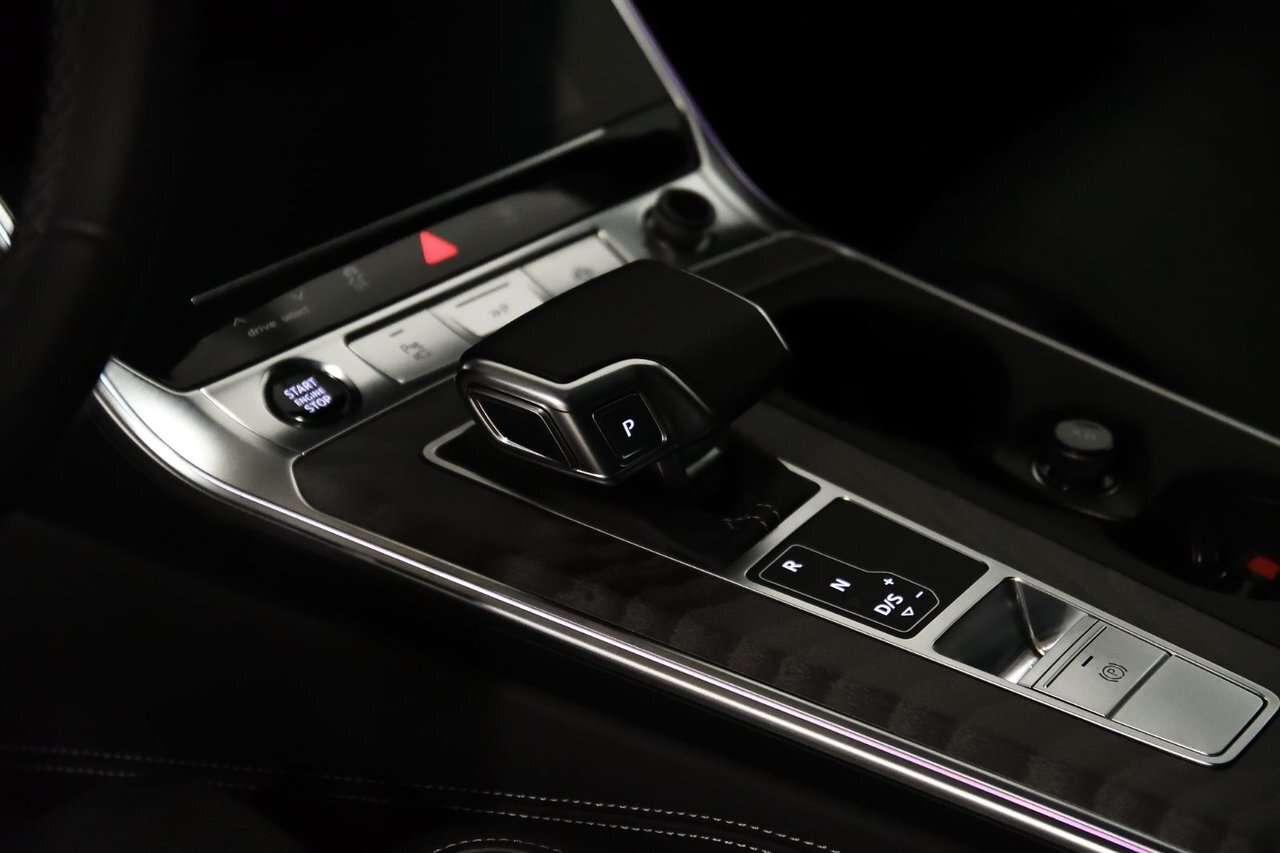 2025 Audi A6 allroad Technik / Dynamic / Black optics / 21 ''/ Exclusiv thumb 12
