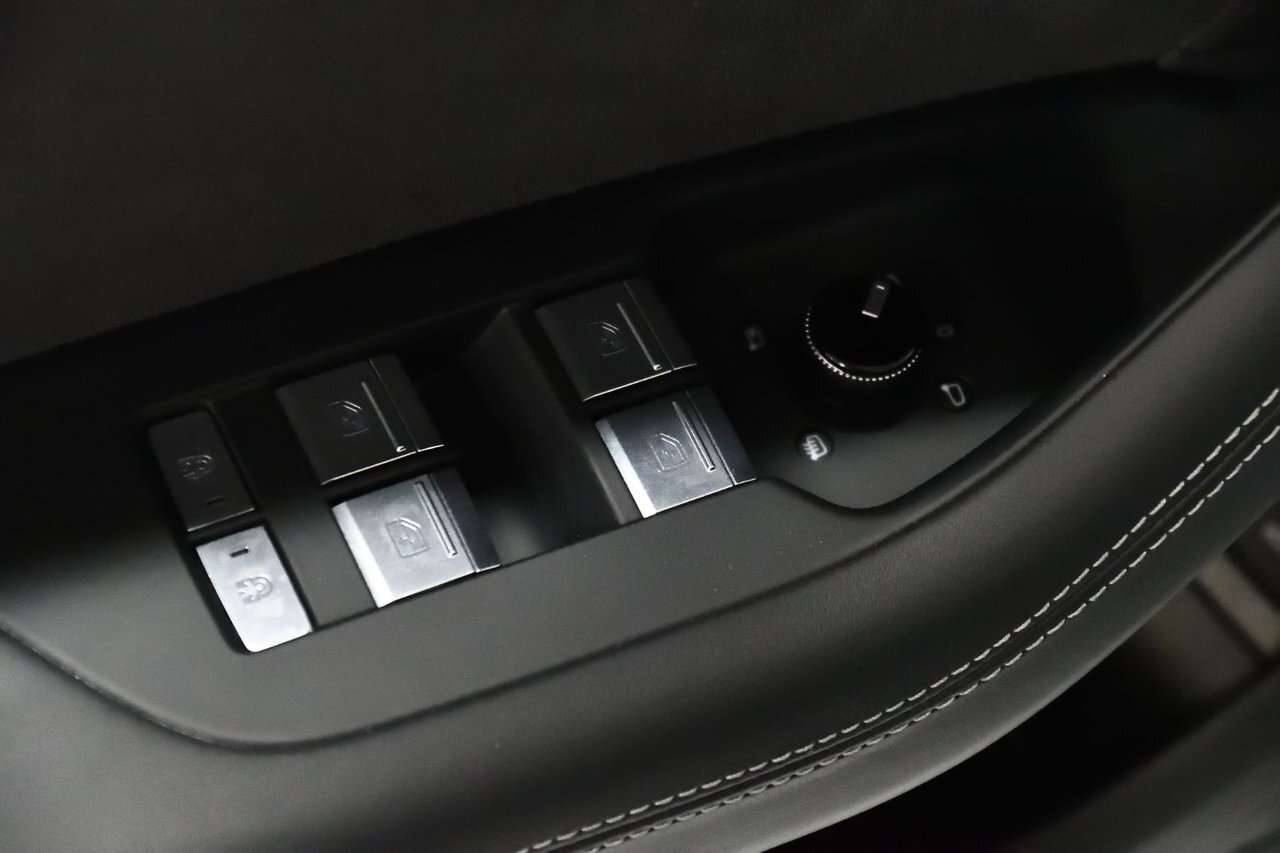 2025 Audi A6 allroad Technik / Dynamic / Black optics / 21 ''/ Exclusiv thumb 13