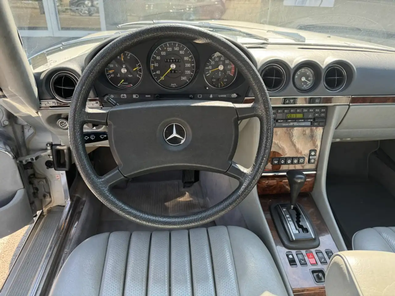 Mercedes-Benz SL 320 380 cabriolet origine Canada, foto 10