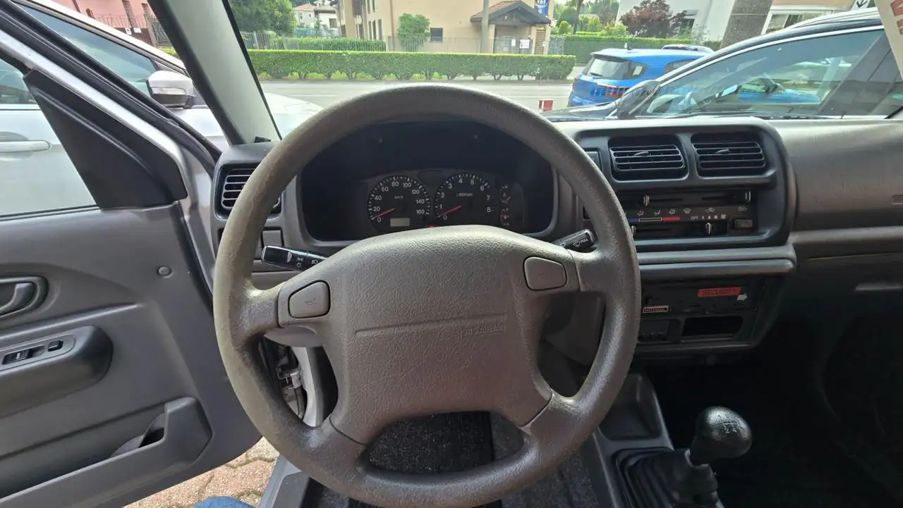 Suzuki Jimny 1.3i 16V cat 4WD JLX, foto 8