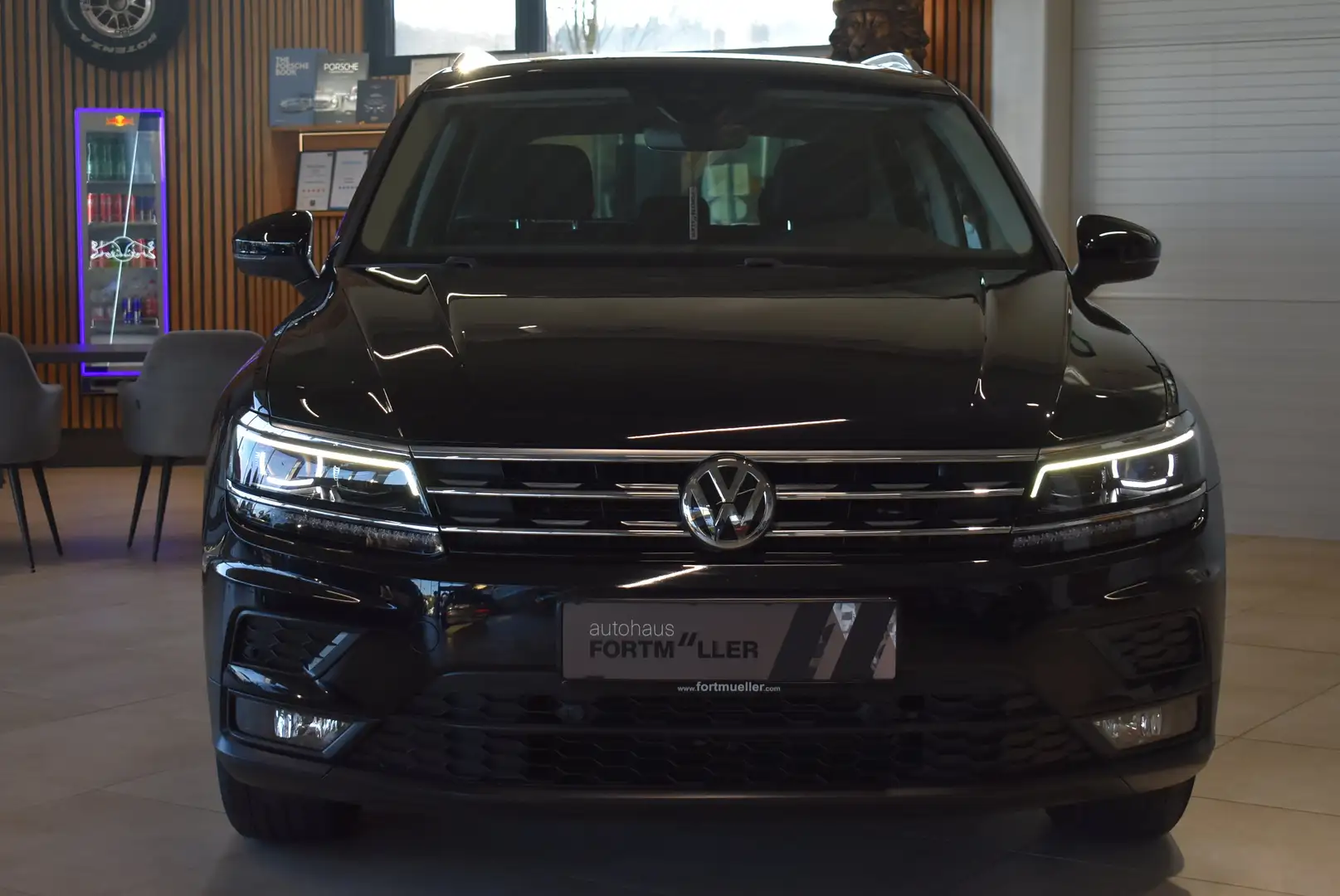 Volkswagen Tiguan 1.5 TSI //IQ.DRIVE Schwarz - 2