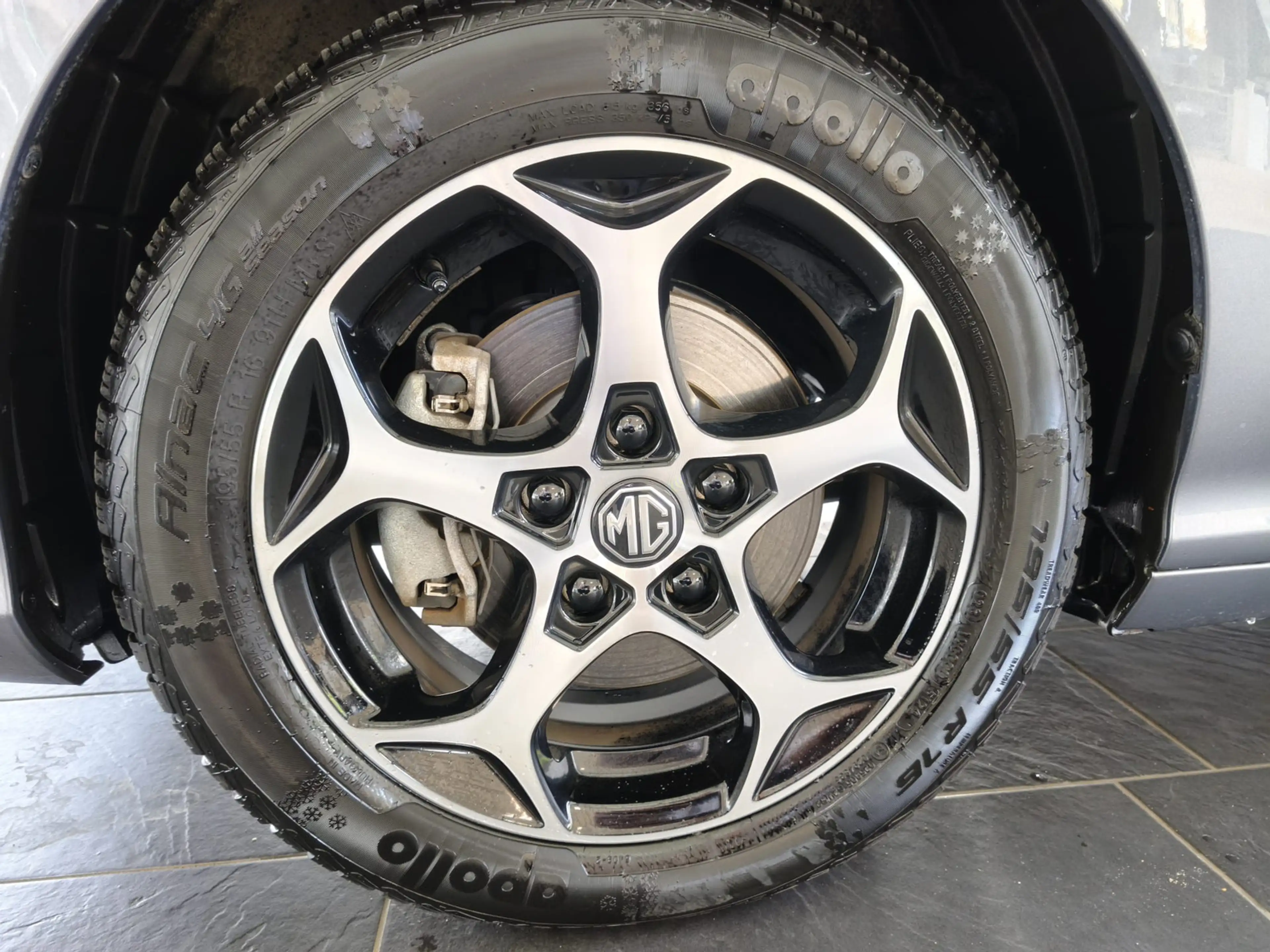 MG MG3 3 1.5 Hybrid+ 143 kW Comfort — photo 15
