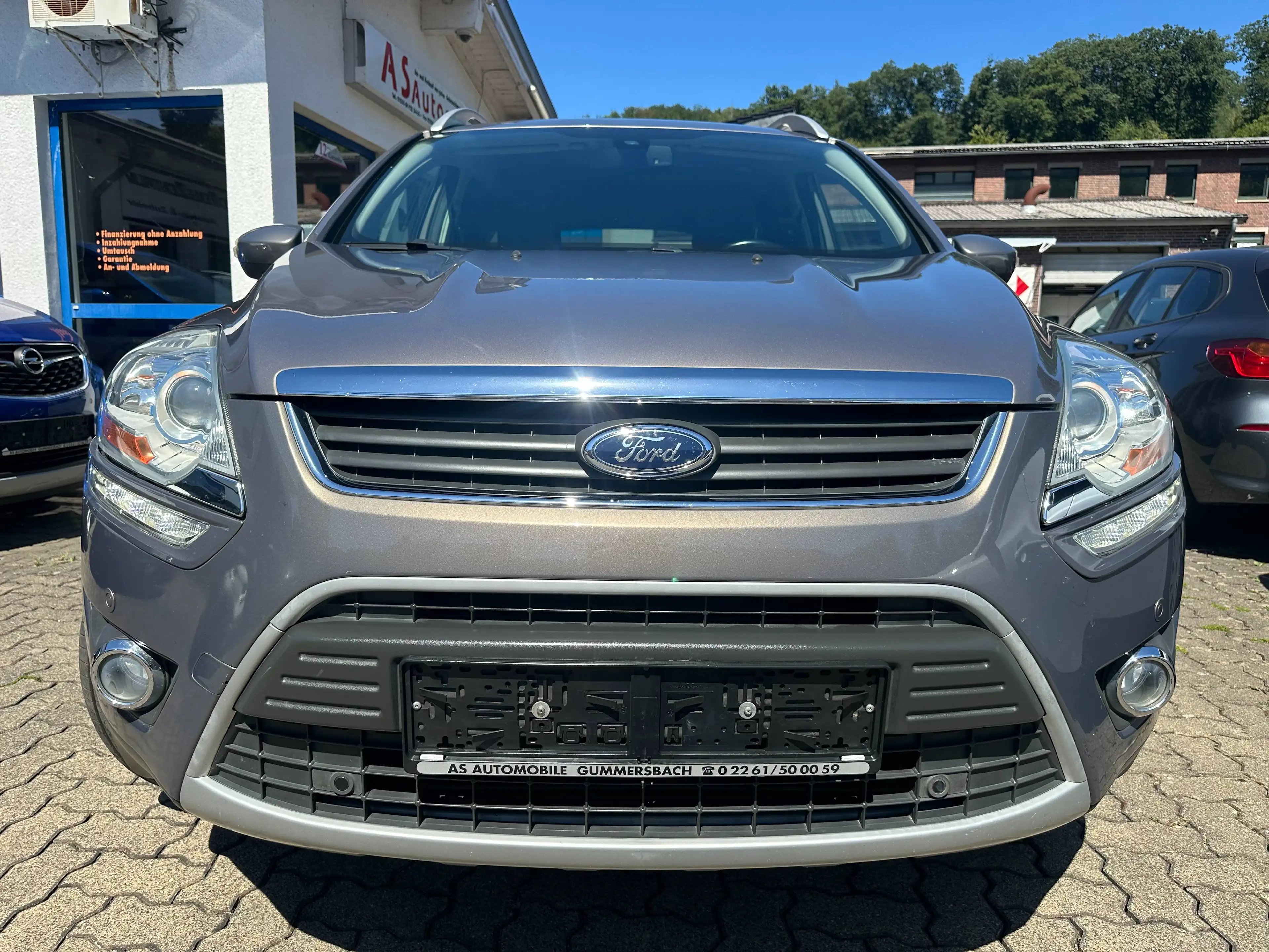 Ford Kuga 2.0 TDCI Titanium Aut+4X4 Allrad+NAVI+T.LEDER+KLIMATRONIK+AHK+PDC+SHZ — photo 2