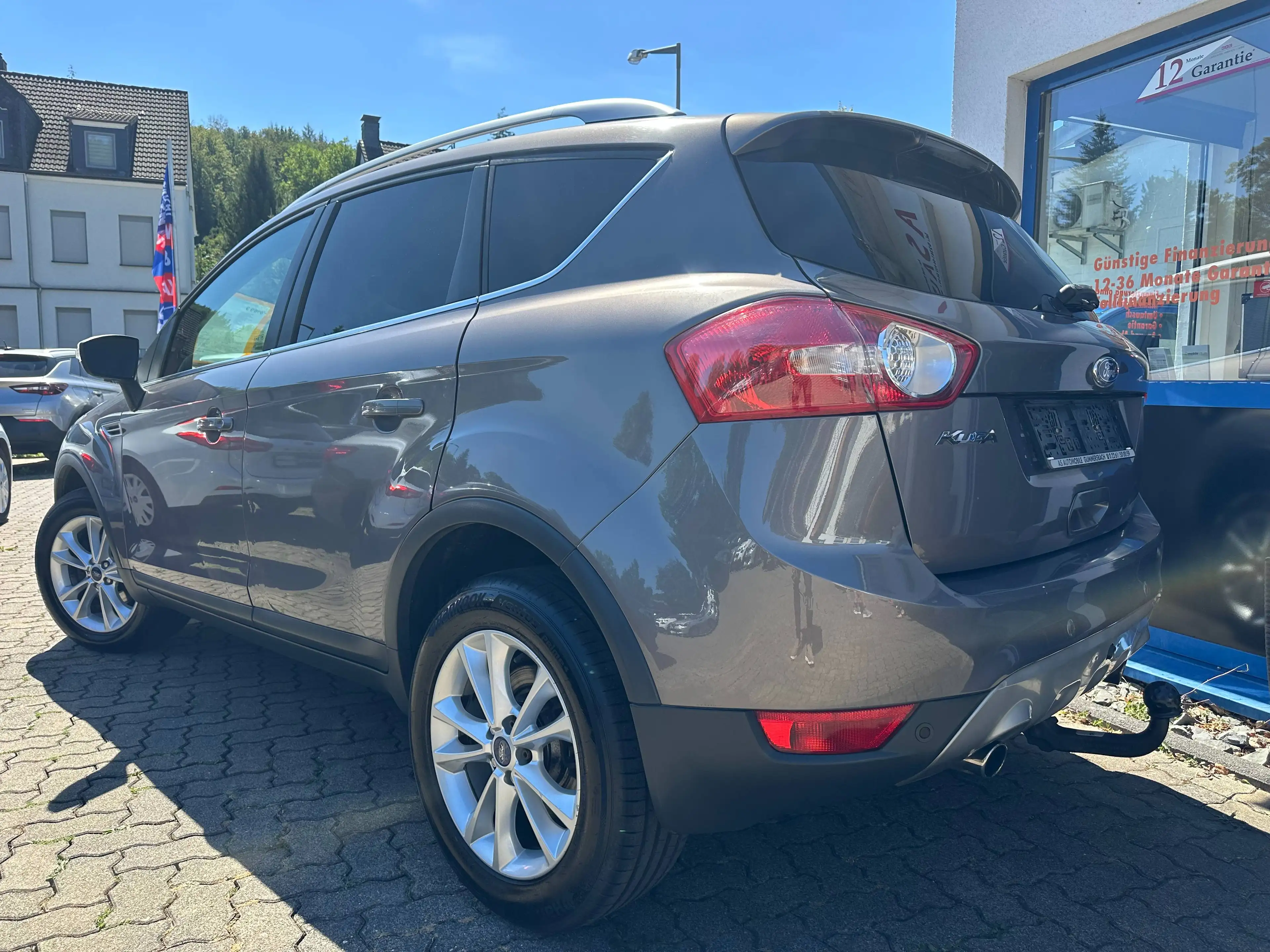 Ford Kuga 2.0 TDCI Titanium Aut+4X4 Allrad+NAVI+T.LEDER+KLIMATRONIK+AHK+PDC+SHZ — photo 4