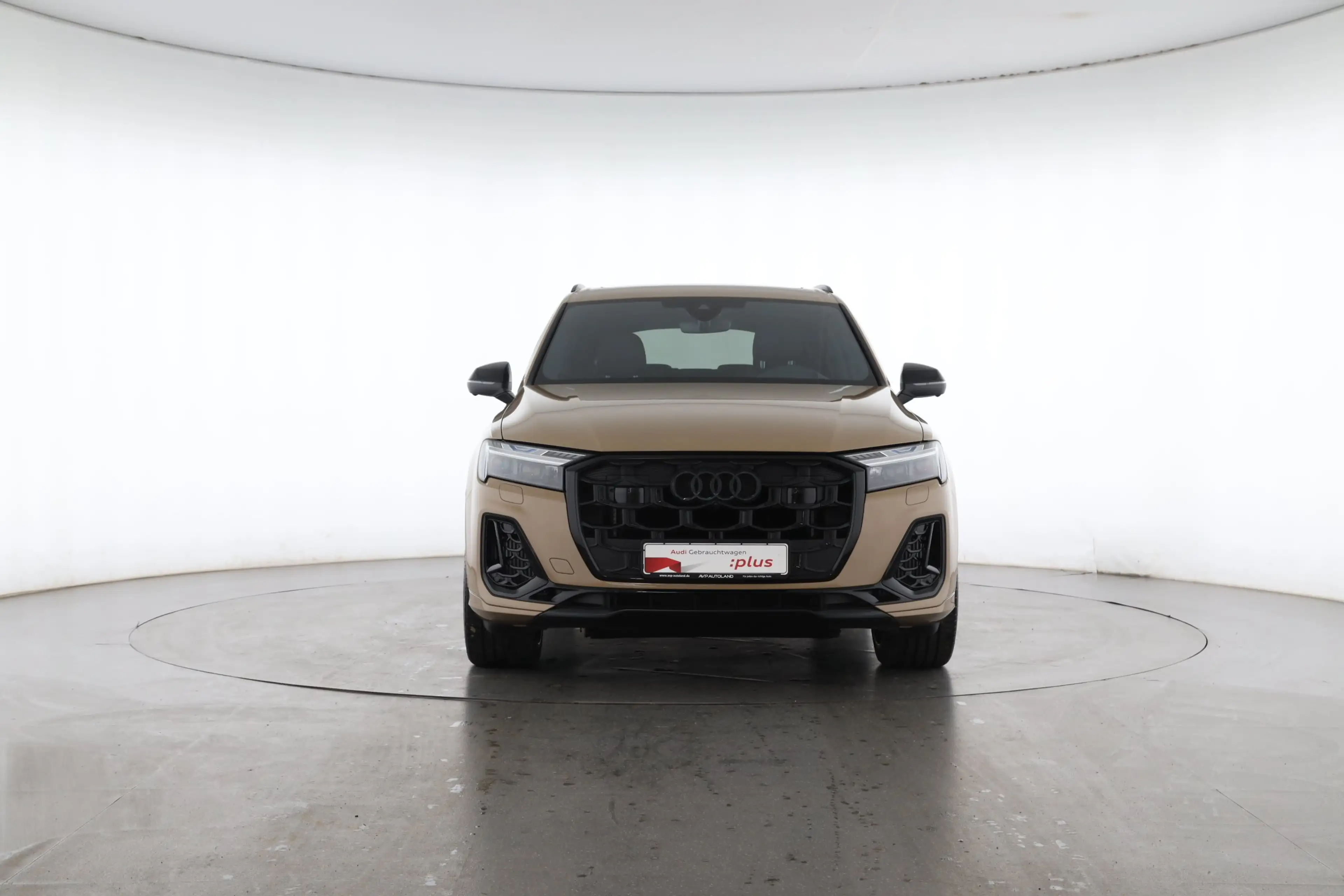 Audi SQ7 TFSI quattro tiptr. 7-Sitzer | AHK | PANO — photo 5