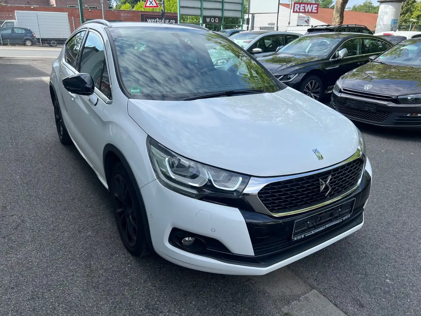 DS Automobiles DS 4 Crossback "Klimaaut."Kamera"SHZ"Alufelgen" White - 1