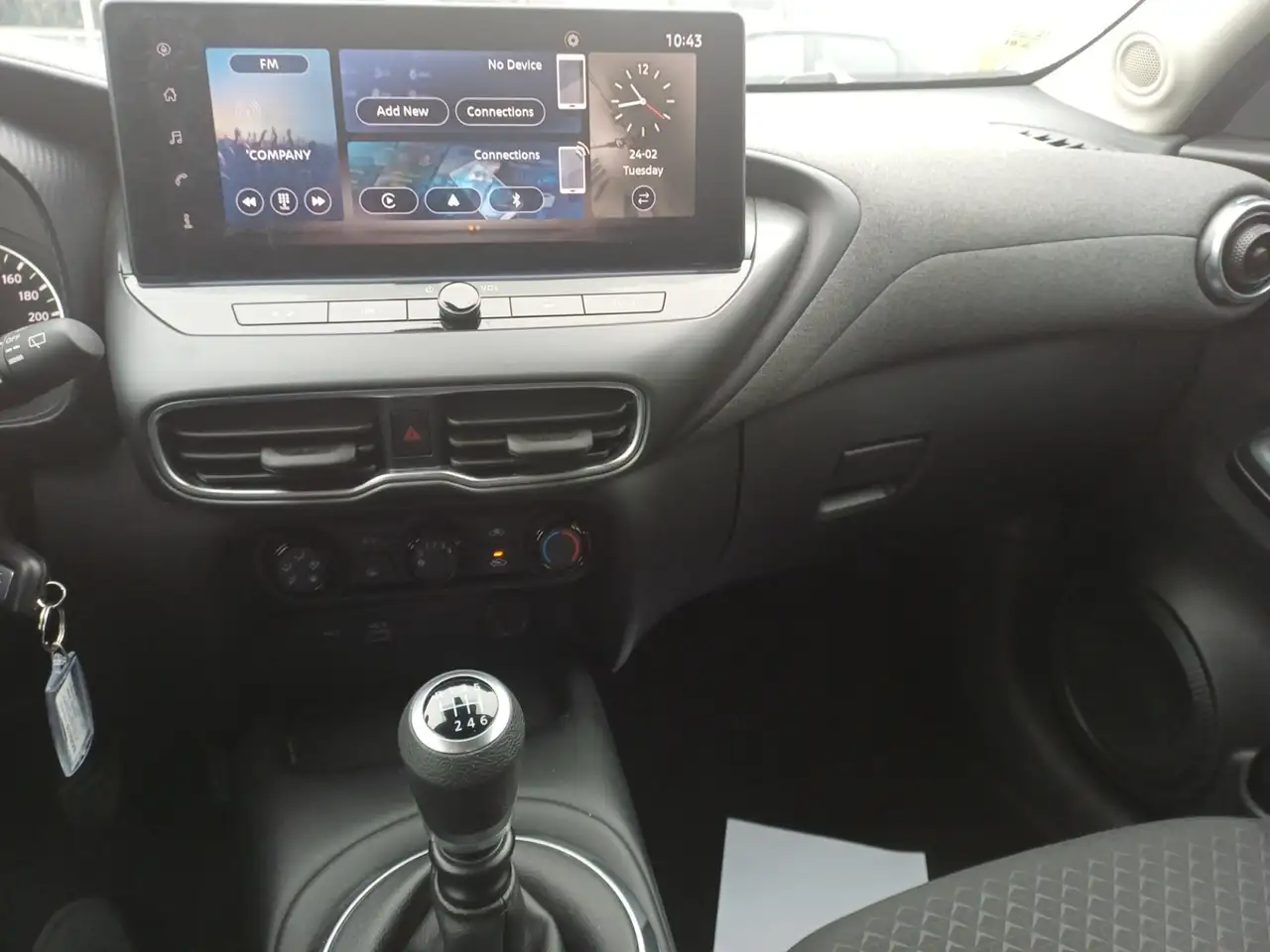 Nissan Juke 1.0 DIG-T Acenta 14