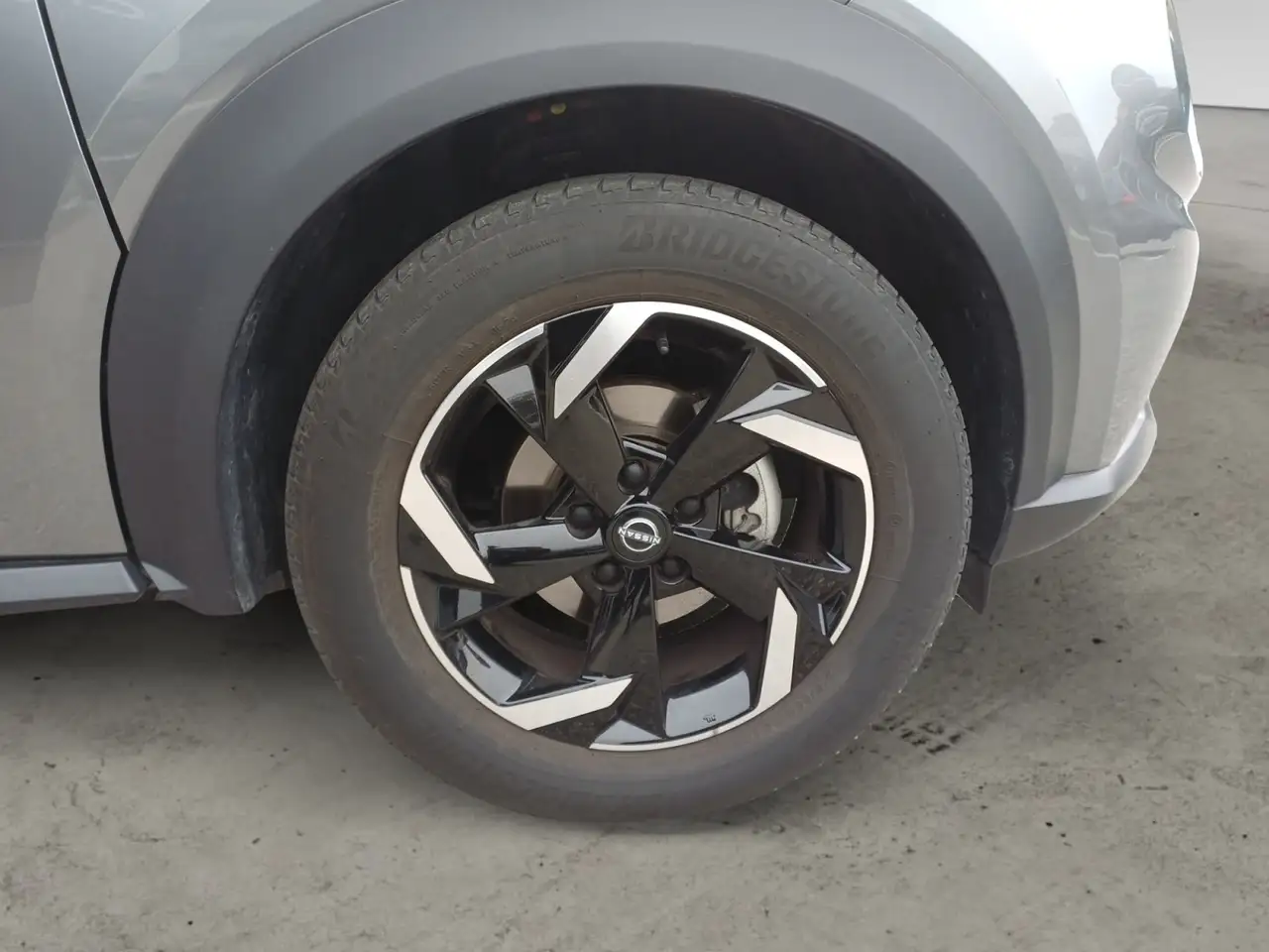 Nissan Juke 1.0 DIG-T Acenta 18