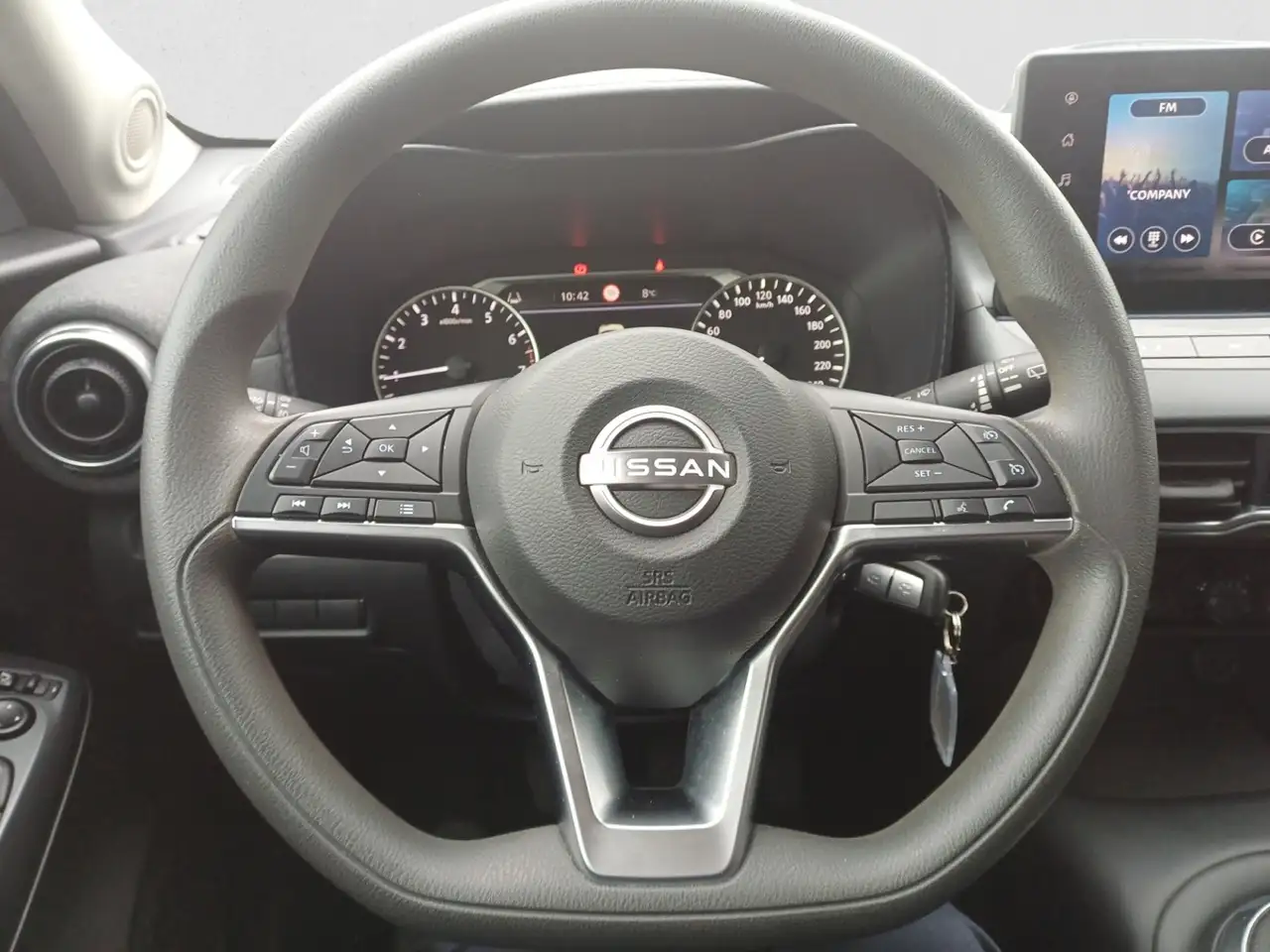 Nissan Juke 1.0 DIG-T Acenta 12