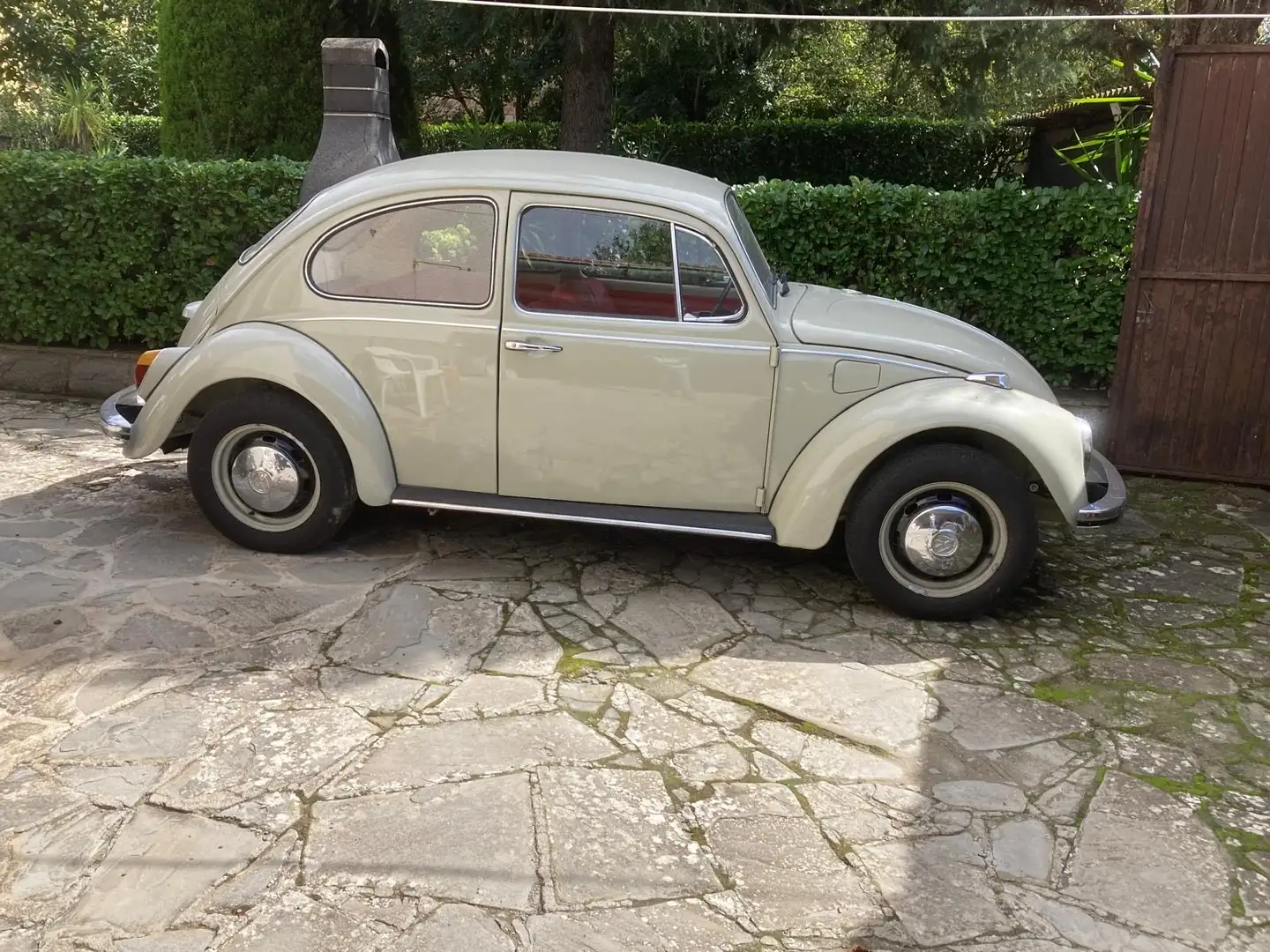 Volkswagen Maggiolino Pelle rifatta a nuovo Бежевий - 1