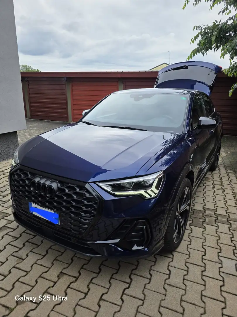 Audi Q3 35 2.0 tdi S line edition s-tronic identity black - 2