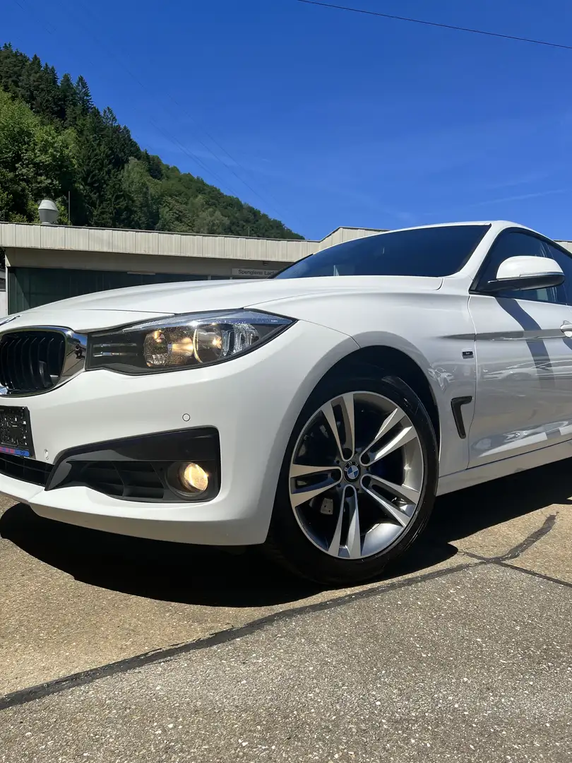 BMW 318 318d Gran Turismo - 2