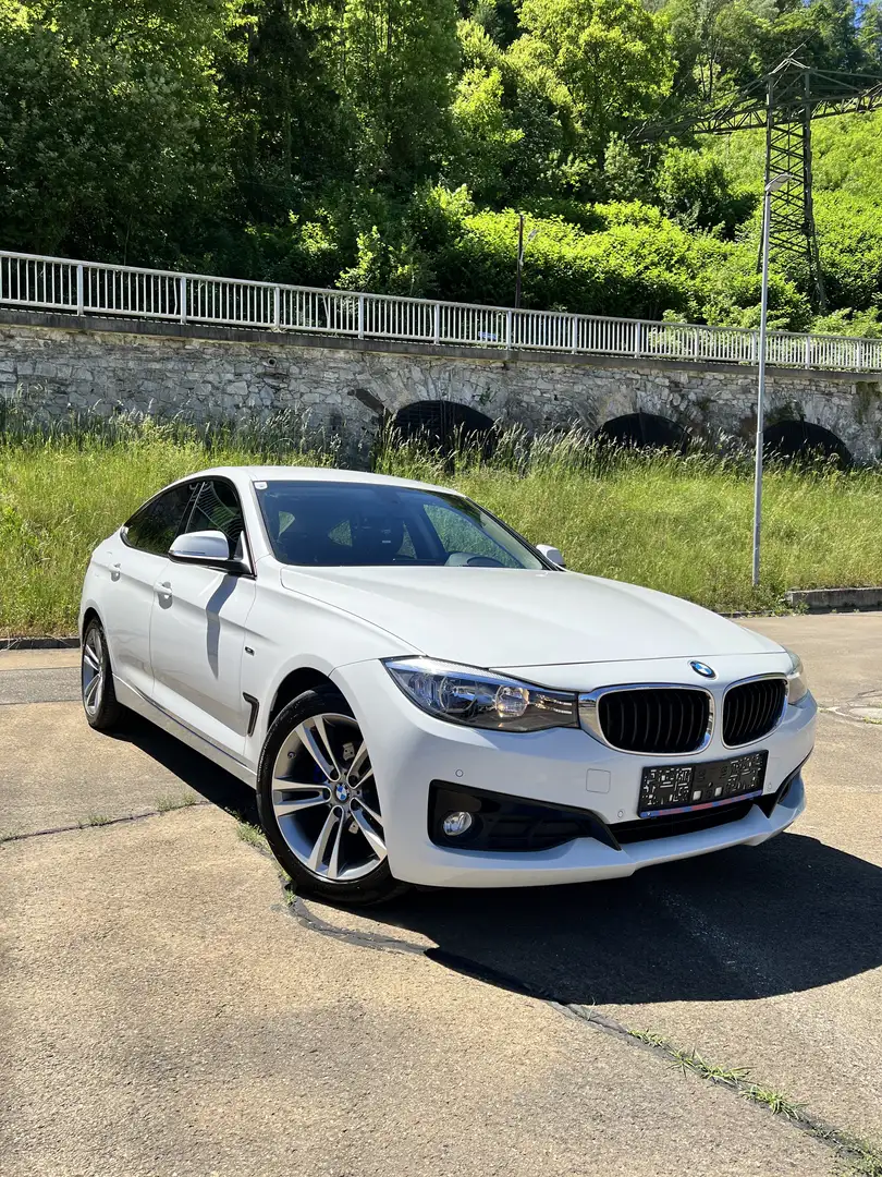 BMW 318 318d Gran Turismo - 1