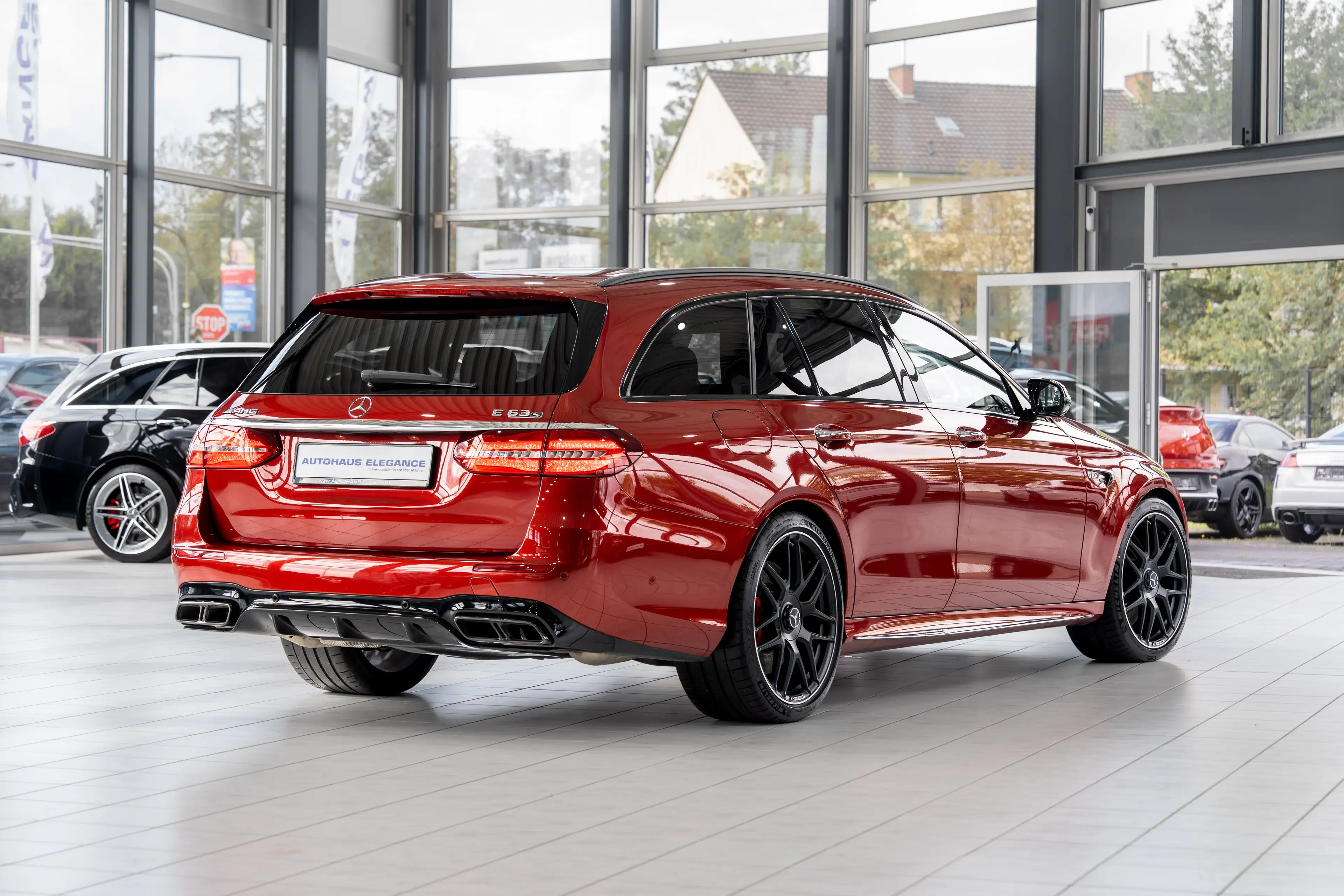 Mercedes-Benz E 63 AMG S 4Matic*DRIVERS-PACKAGE*MASSAGE*BURM* — photo 4