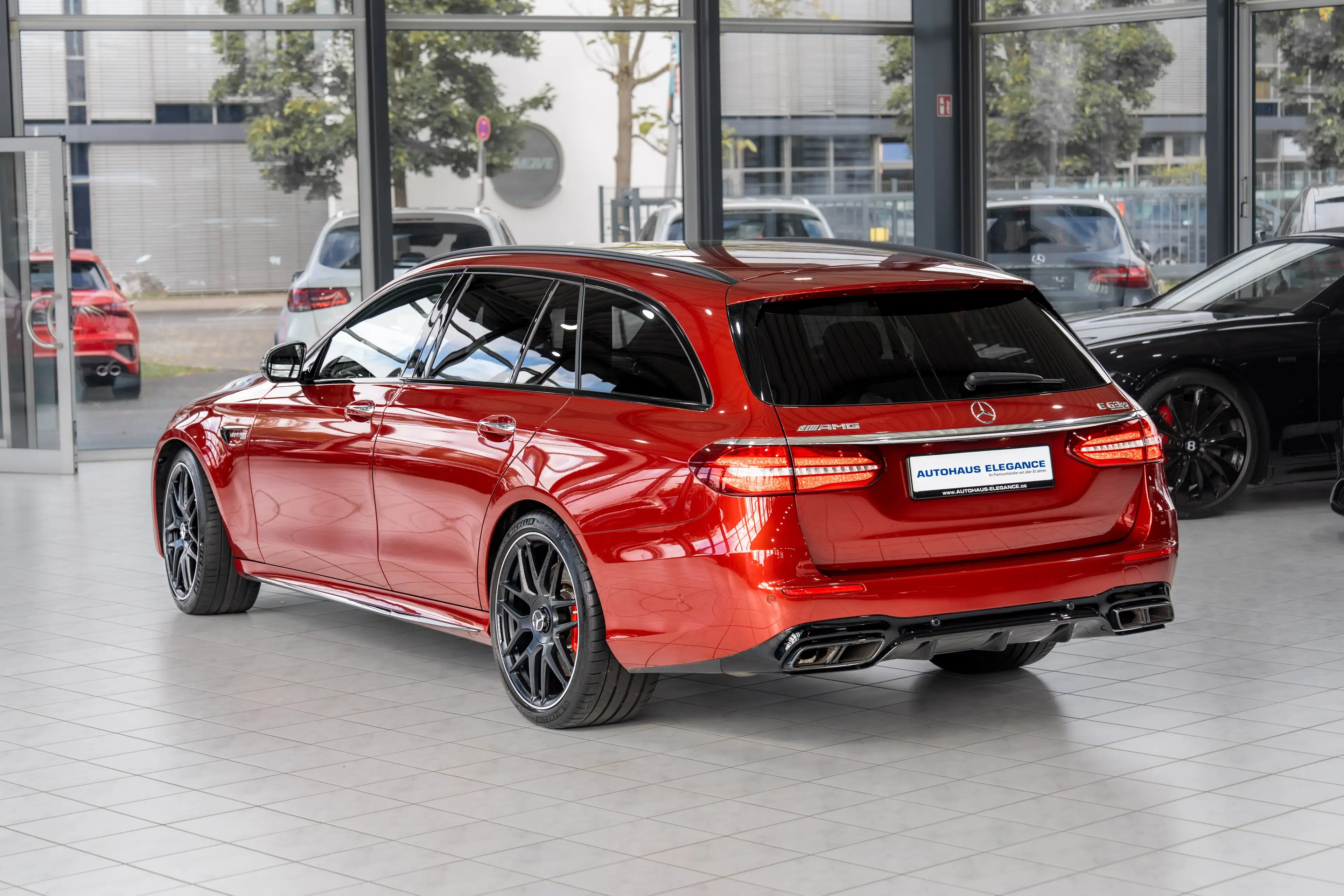 Mercedes-Benz E 63 AMG S 4Matic*DRIVERS-PACKAGE*MASSAGE*BURM* — photo 9