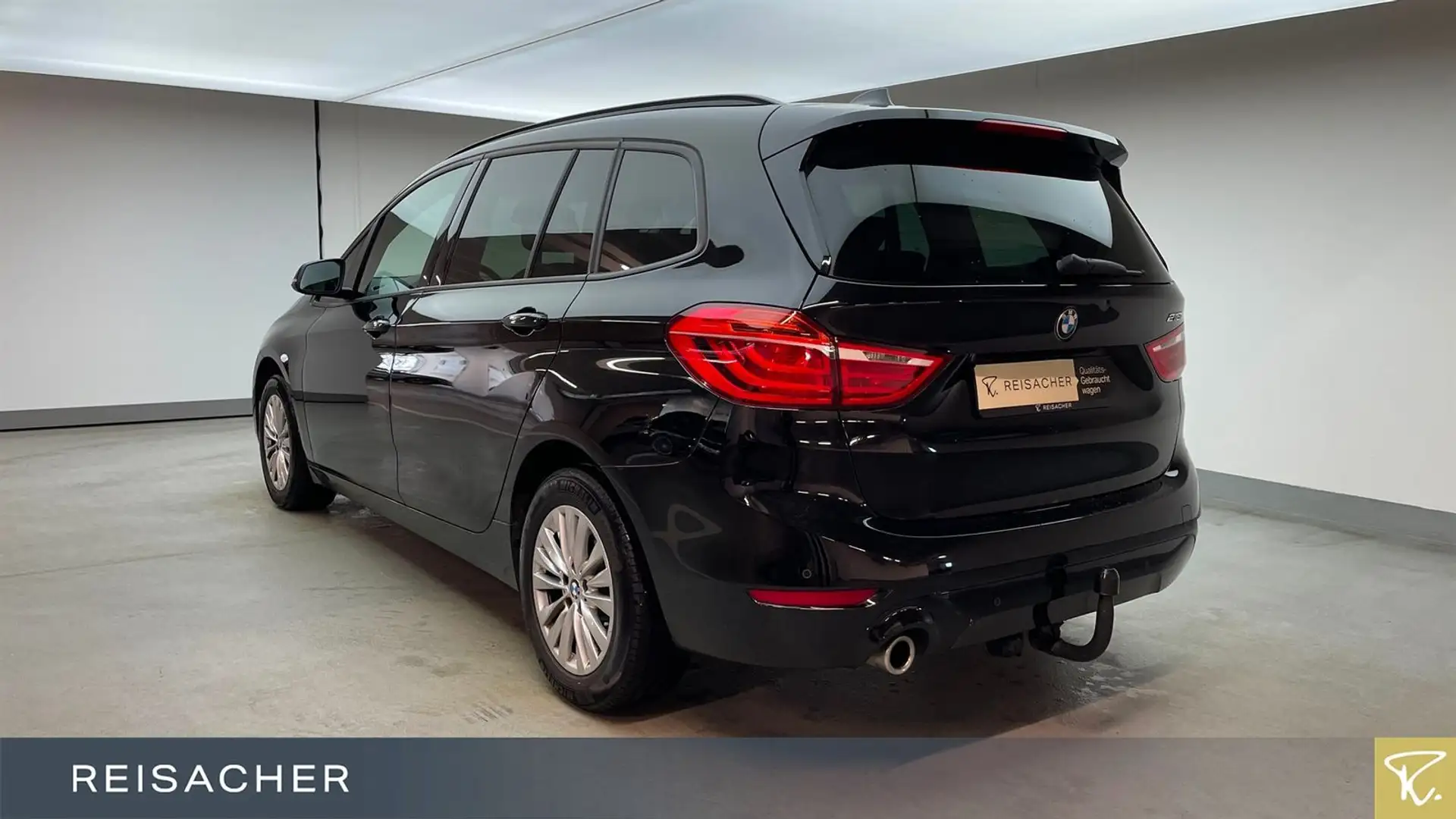 BMW 218 Advantage AHK Navi LED 7Sitzer Schwarz - 2