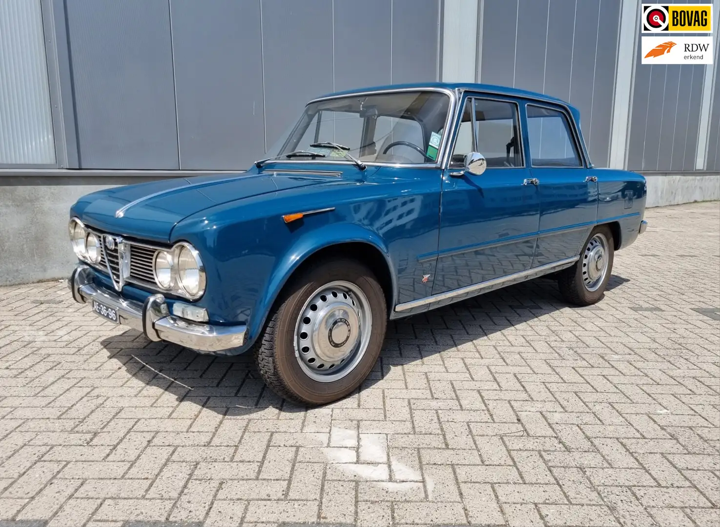 Alfa Romeo Giulia 1.6 Ti Blauw - 1